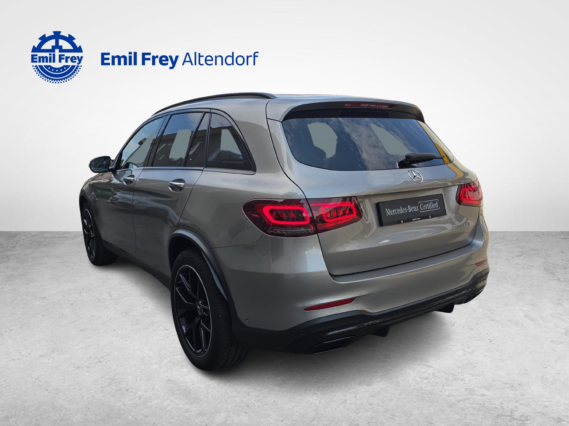 MERCEDES-BENZ GLC 300 d AMG Line 4m-showroom-element-2