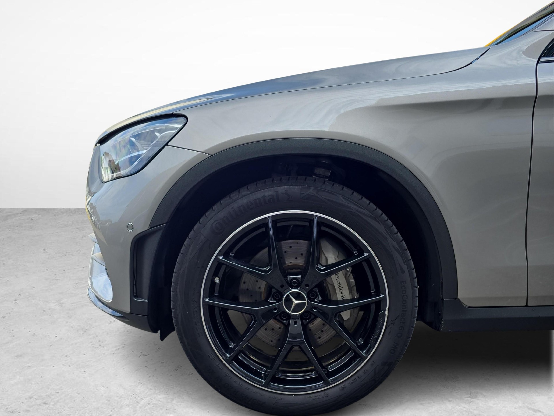 MERCEDES-BENZ GLC 300 d AMG Line 4m-image-12