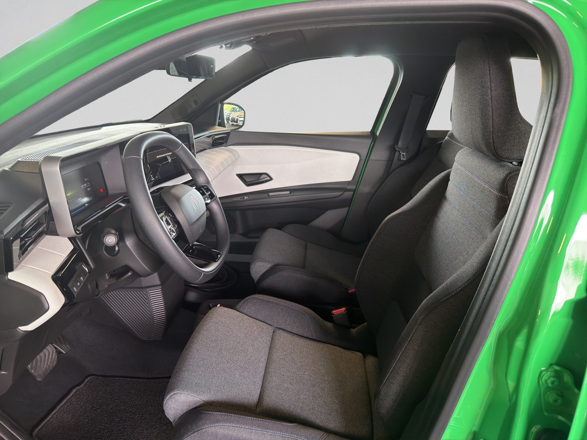 RENAULT R5 E-Tech Urban Range 40 kWh Five-image-8