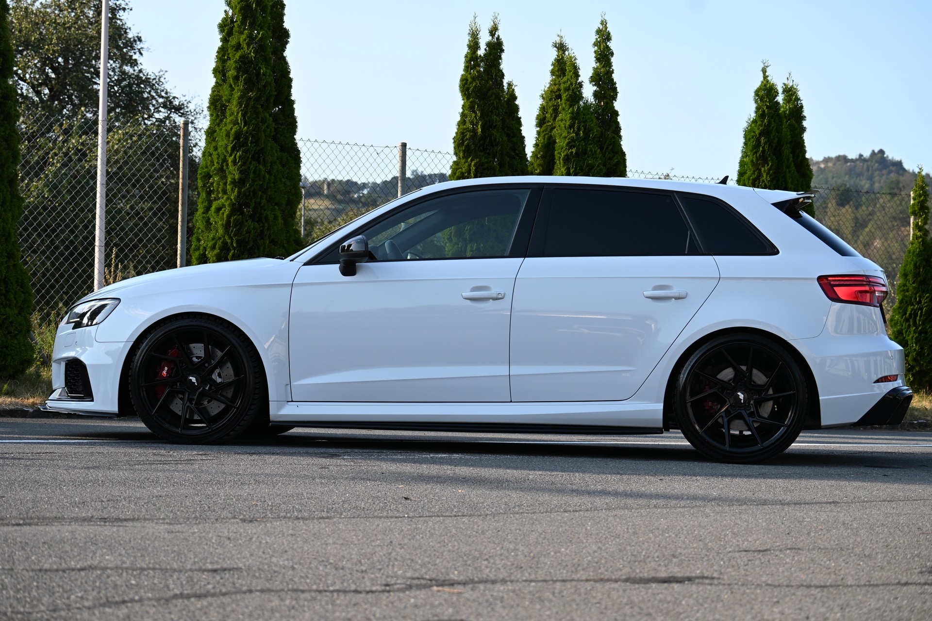 AUDI RS3 Sportback 2.5 TSI Quattro -EINZIGARTIG UNIQUE-& FRISCH AB MFK UND SERVICE -KW GEWINDE FAHRWERK- BRACHIALER SOUND-image-7
