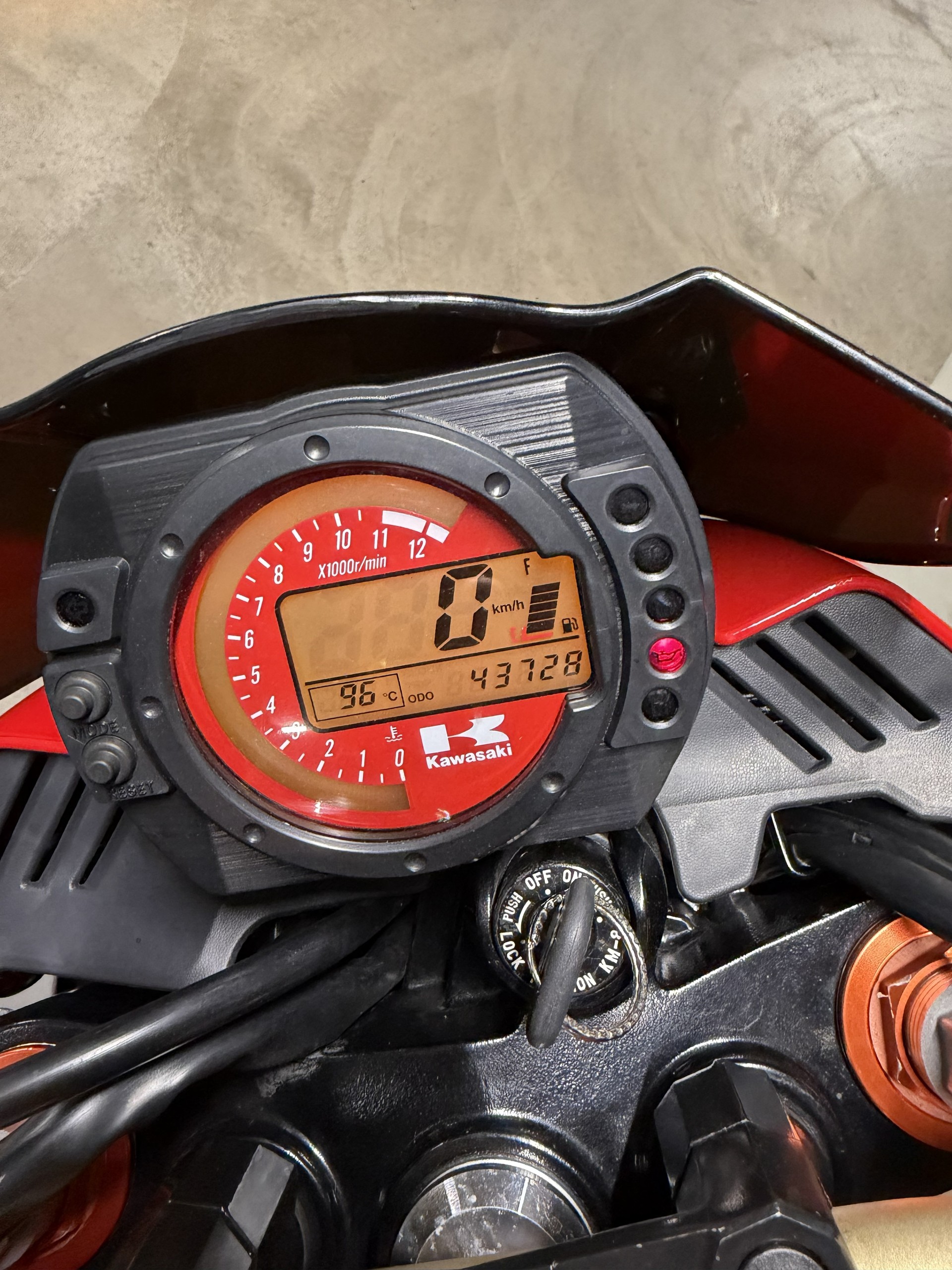 KAWASAKI Z 1000 A1-image-3