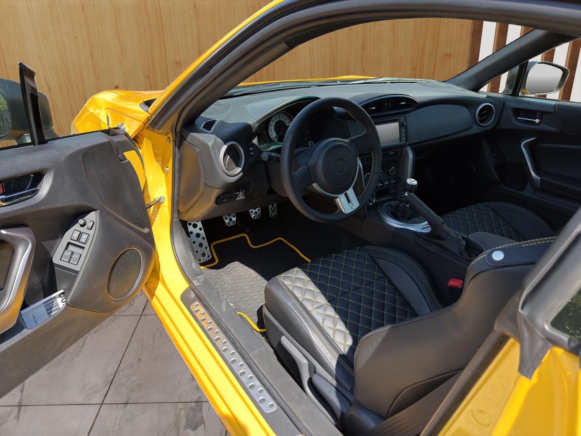 TOYOTA GT86 2.0 D-4S Sport-image-17