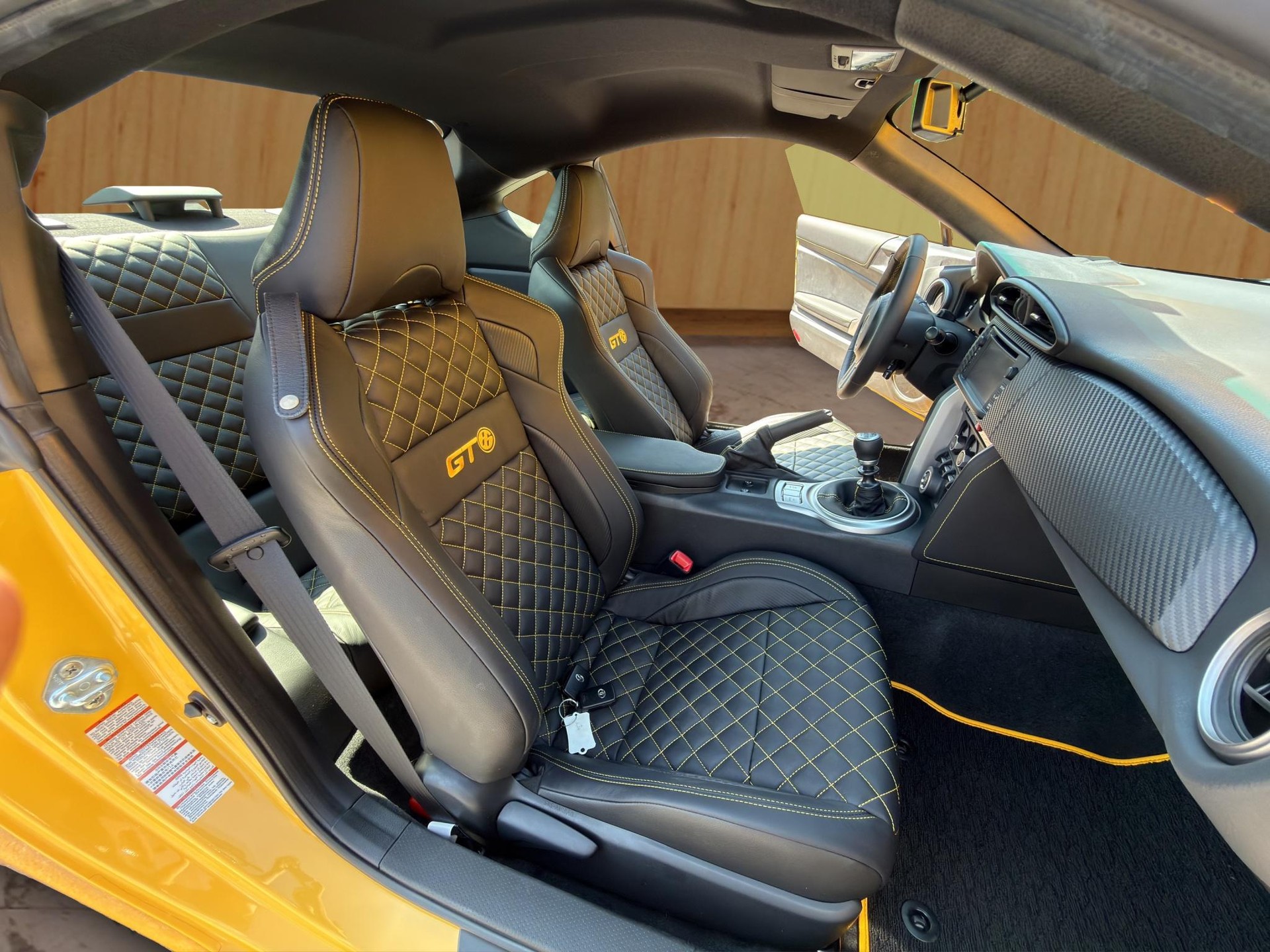 TOYOTA GT86 2.0 D-4S Sport-image-16