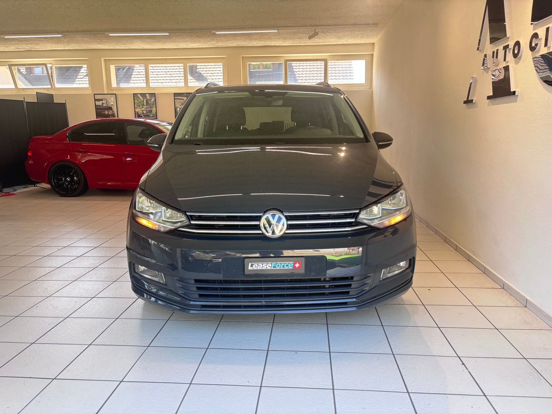 VW Touran 2.0 TDI BlueMotion Technology Highline DSG-image-5