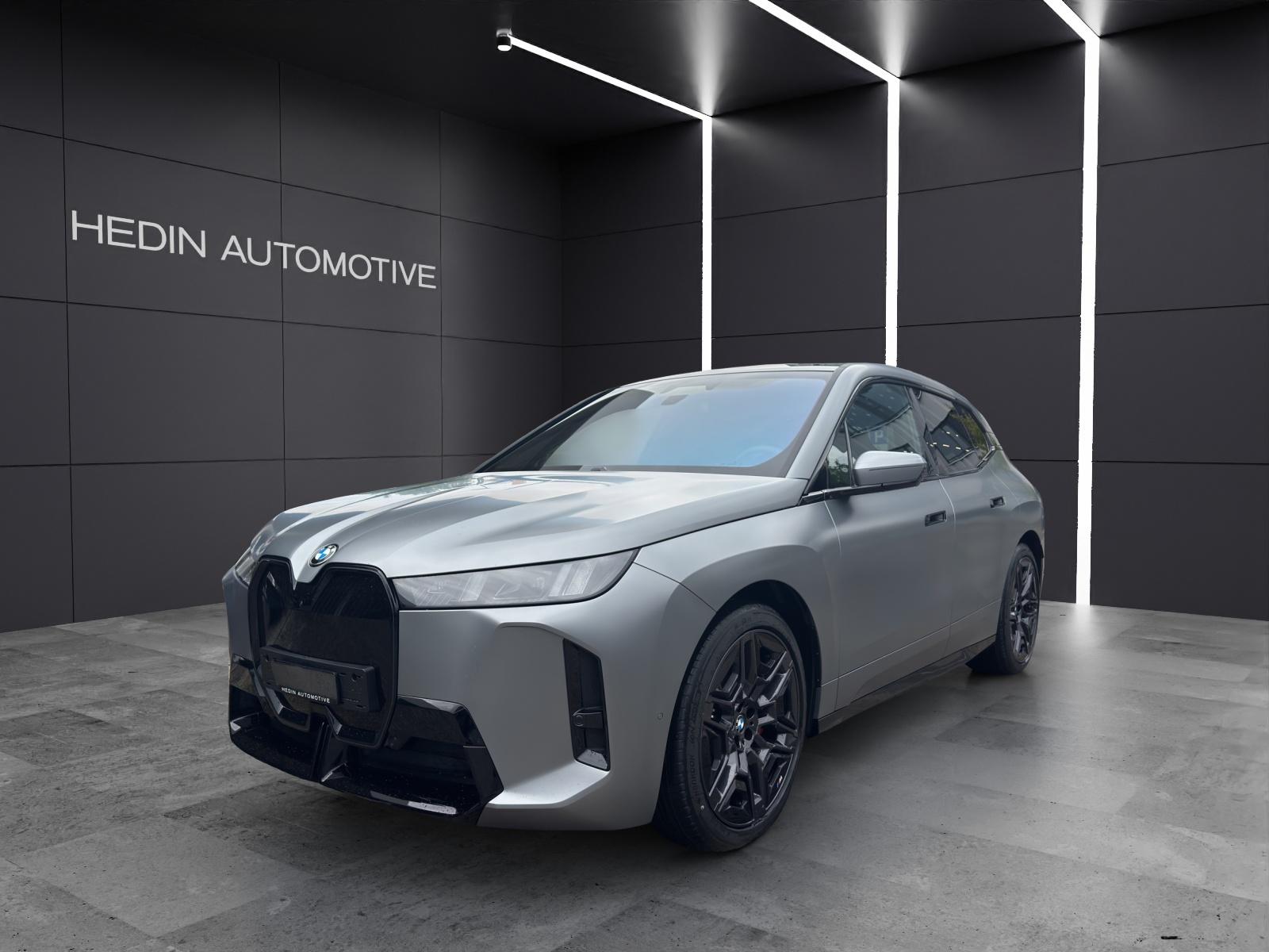 BMW iX xDrive60