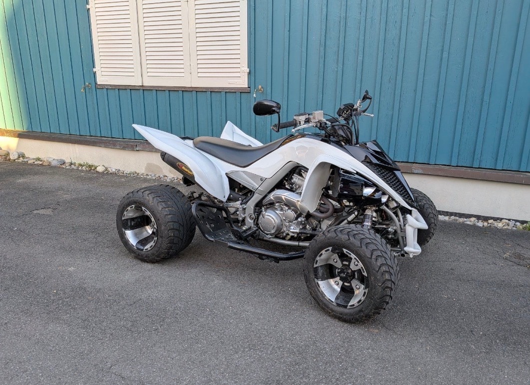YAMAHA YFM 700 R-image-1