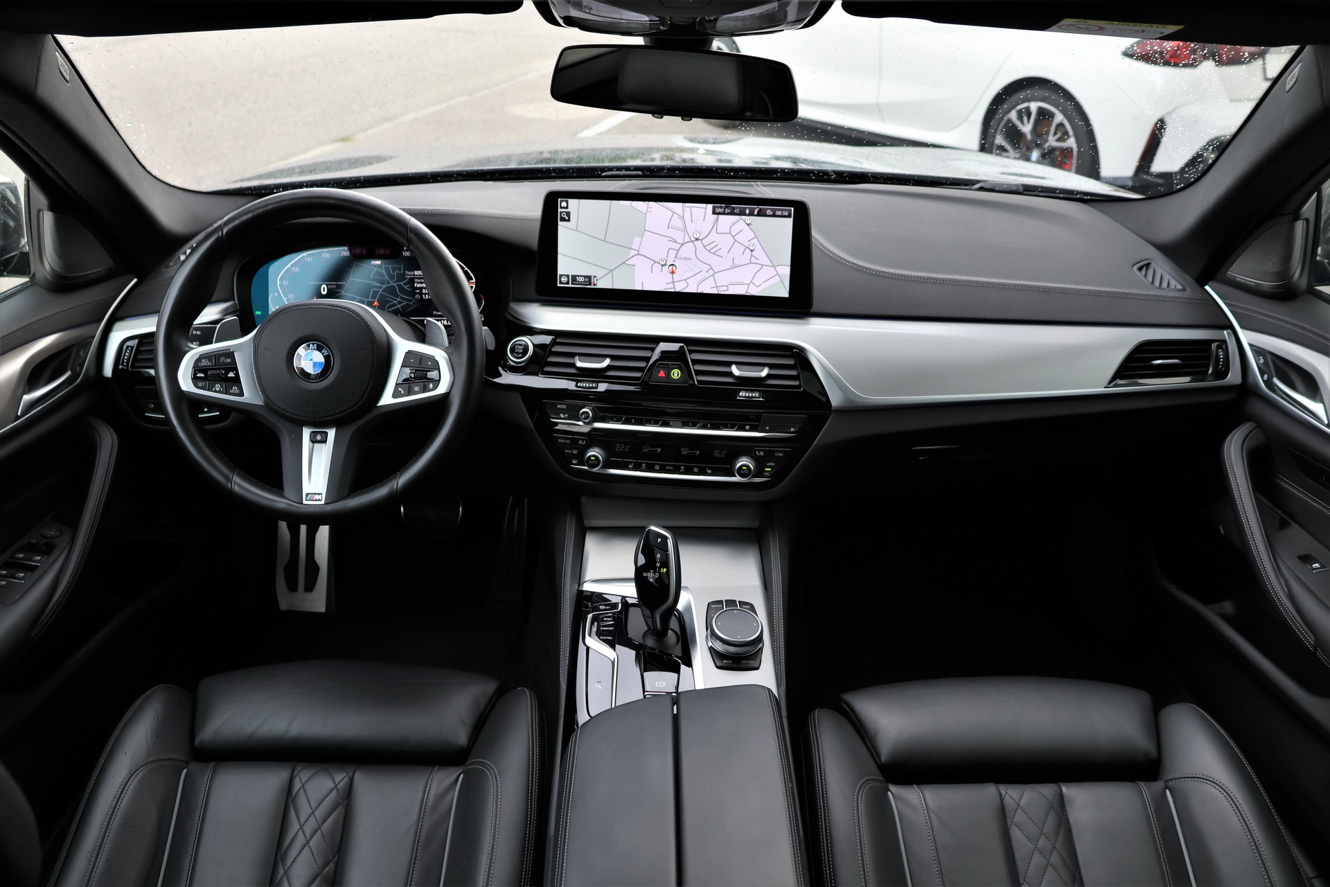 BMW 540d xDrive 48V Touring Pure M Sport Steptronic (CH)-image-15