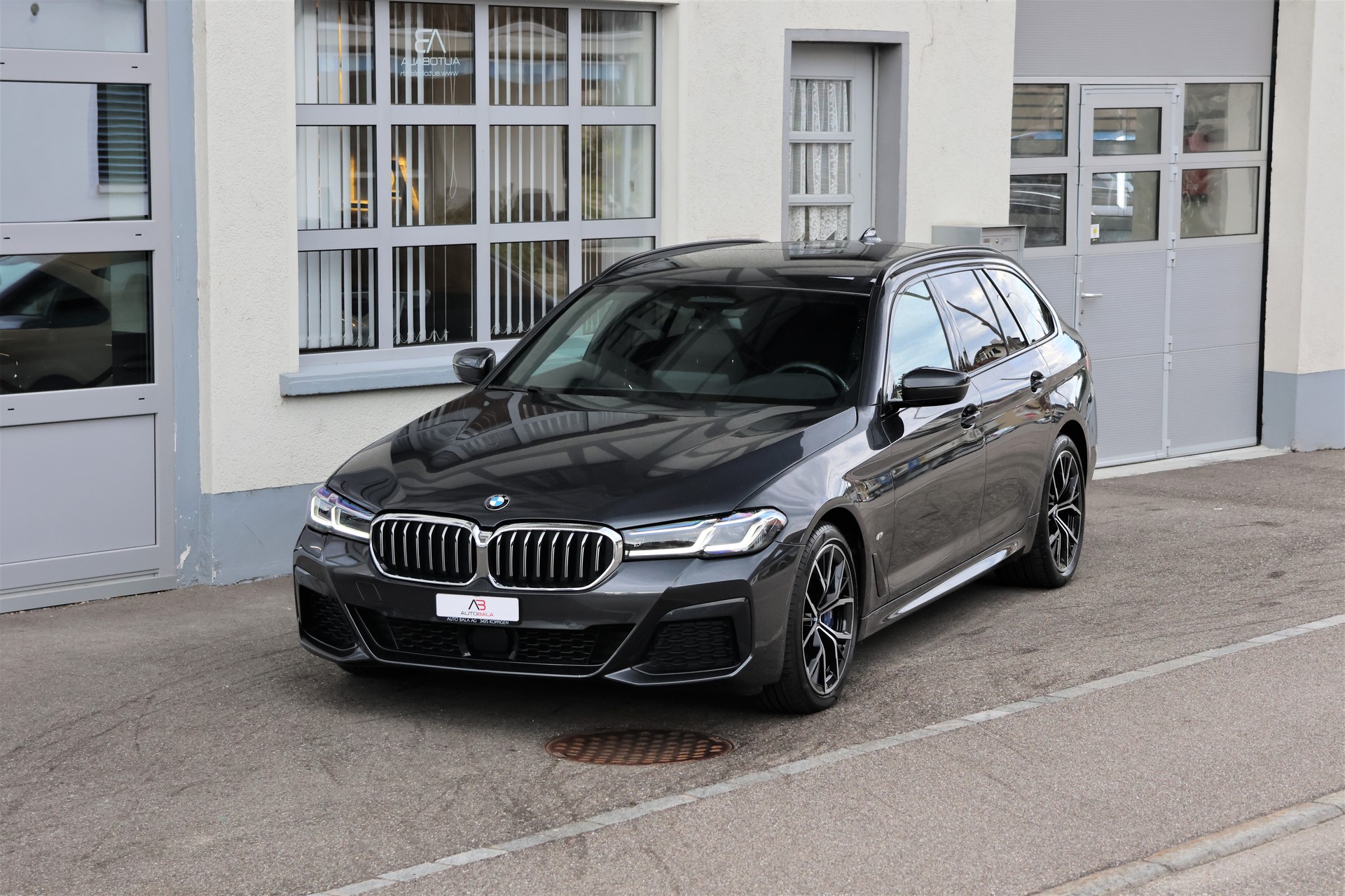 BMW 540d xDrive 48V Touring Pure M Sport Steptronic (CH)