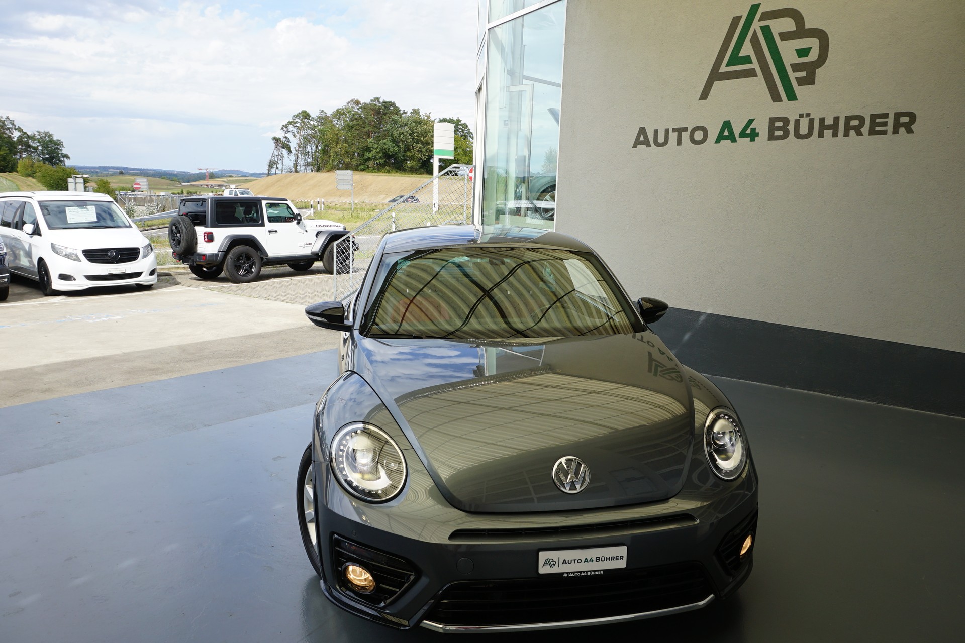 VW Beetle 1.4 TSI BMT R-Line 150PS Automat-showroom-element-2