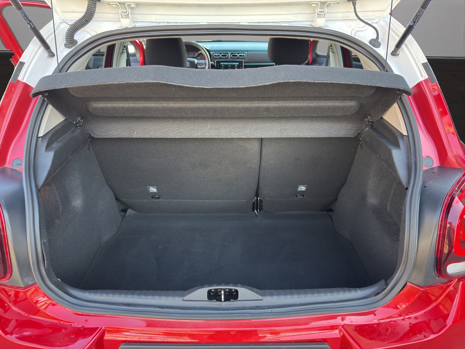 CITROEN C3 1.2i PureTech Swiss Edition EAT6-image-18