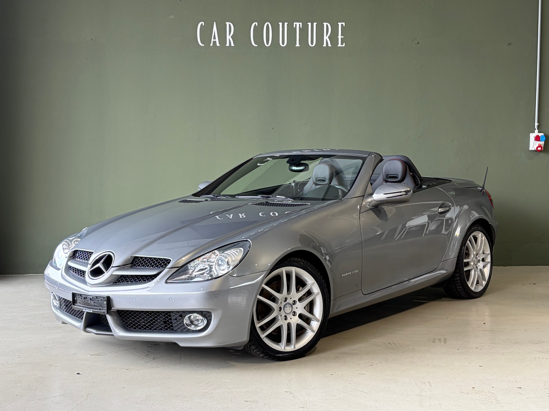 MERCEDES-BENZ SLK 200 Kompressor Automatic Sport-Paket *NUR 20'000KM*Ab MFK*CH-Fahrzeug*-showroom-element-1