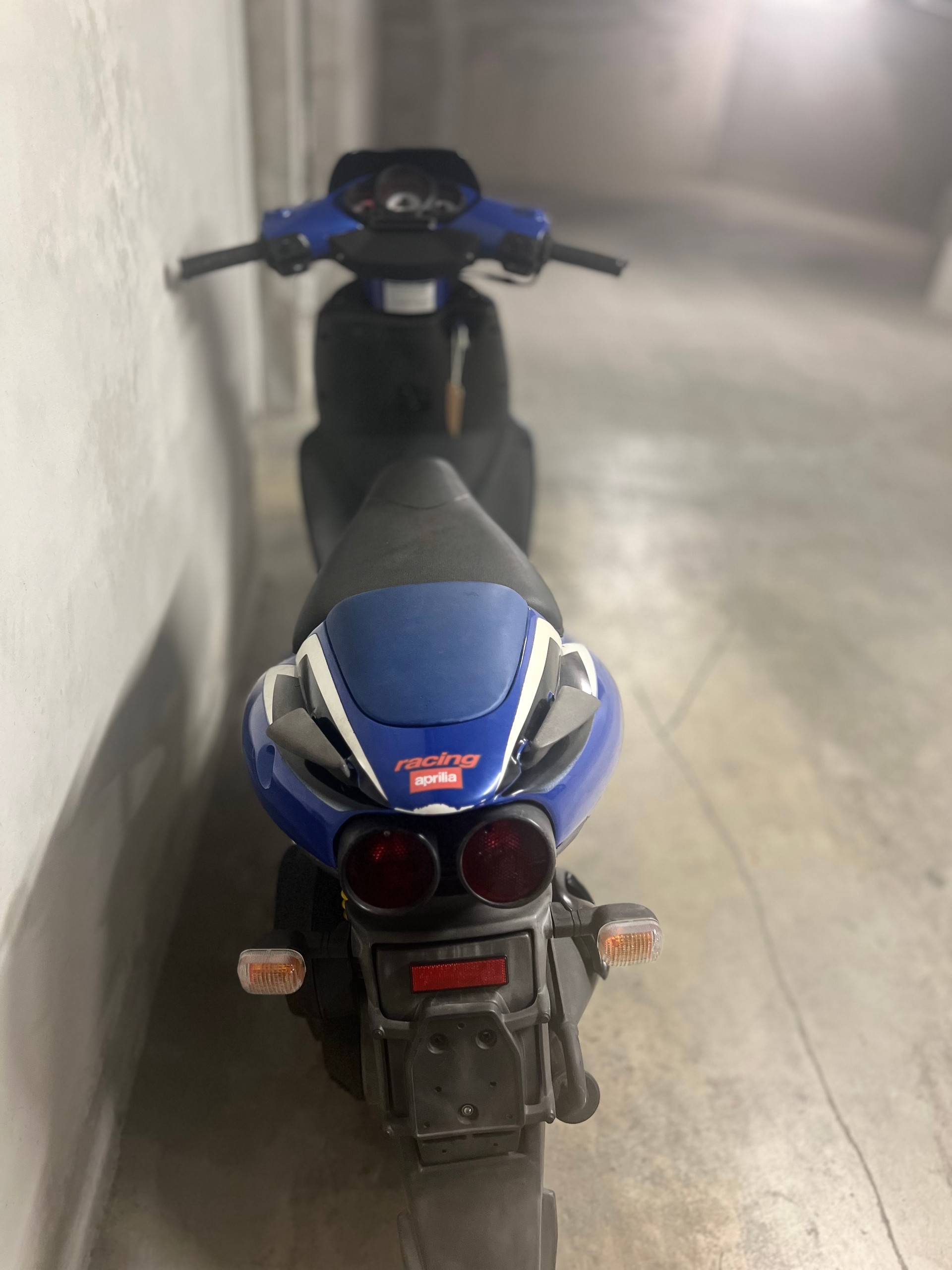 APRILIA SR 50 Water Ditech (45km/h)-image-3