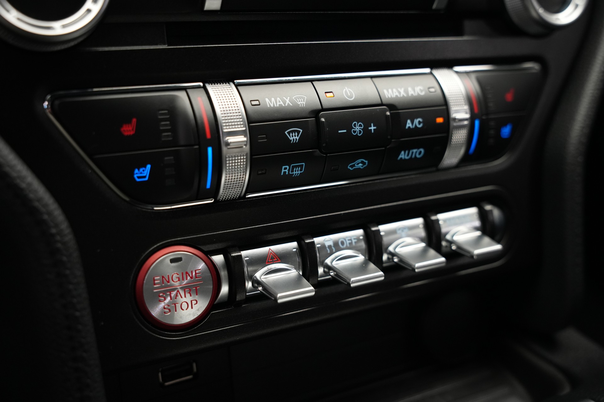 FORD Mustang Fastback 5.0 V8 Mach 1 *Handschalter*-image-23