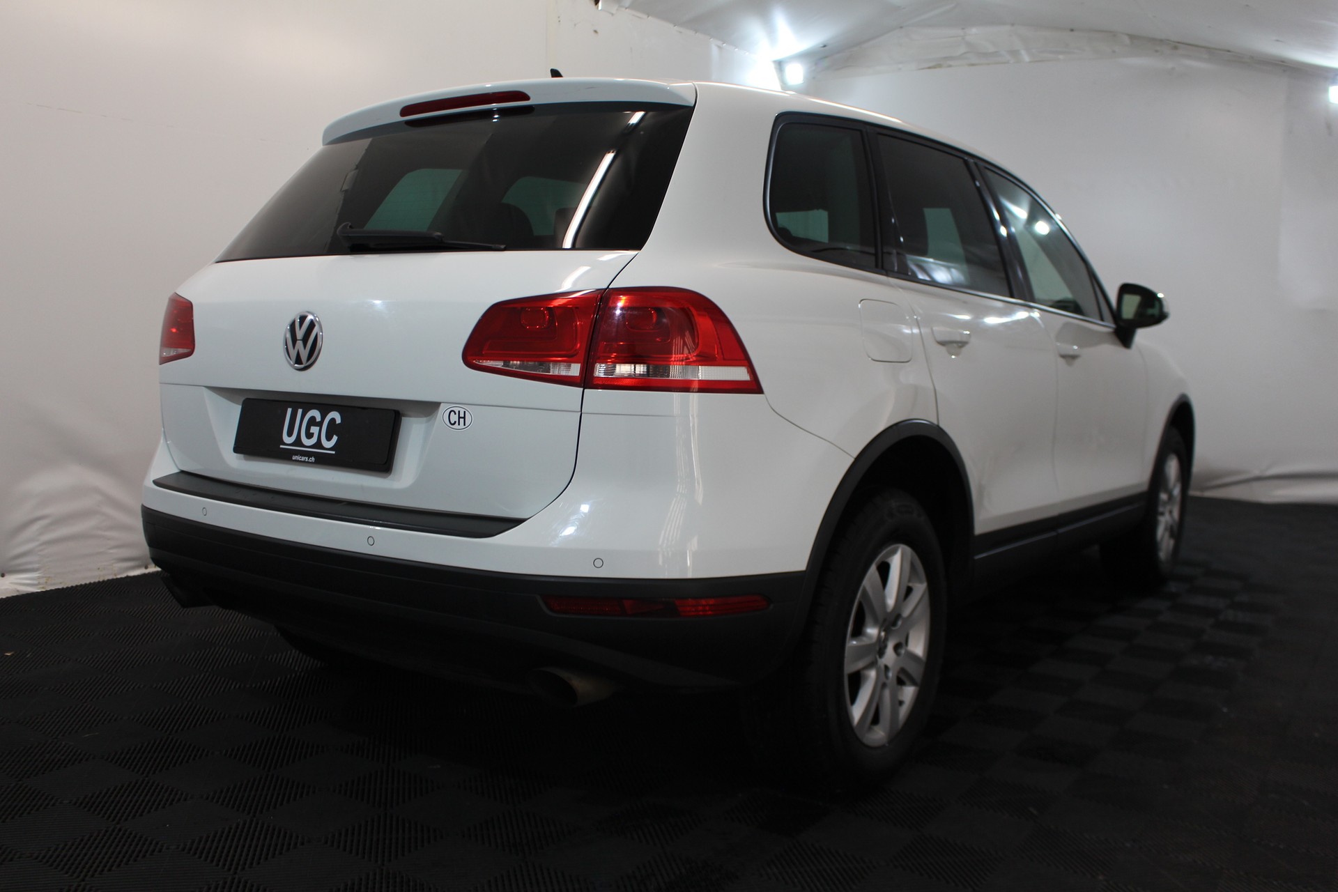 VW Touareg 3.0 V6 TDI BlueMT-image-5