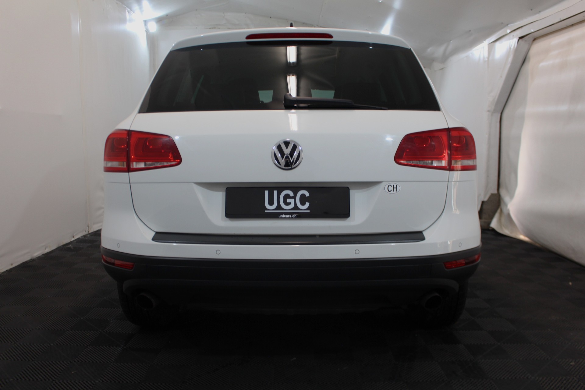 VW Touareg 3.0 V6 TDI BlueMT-image-4