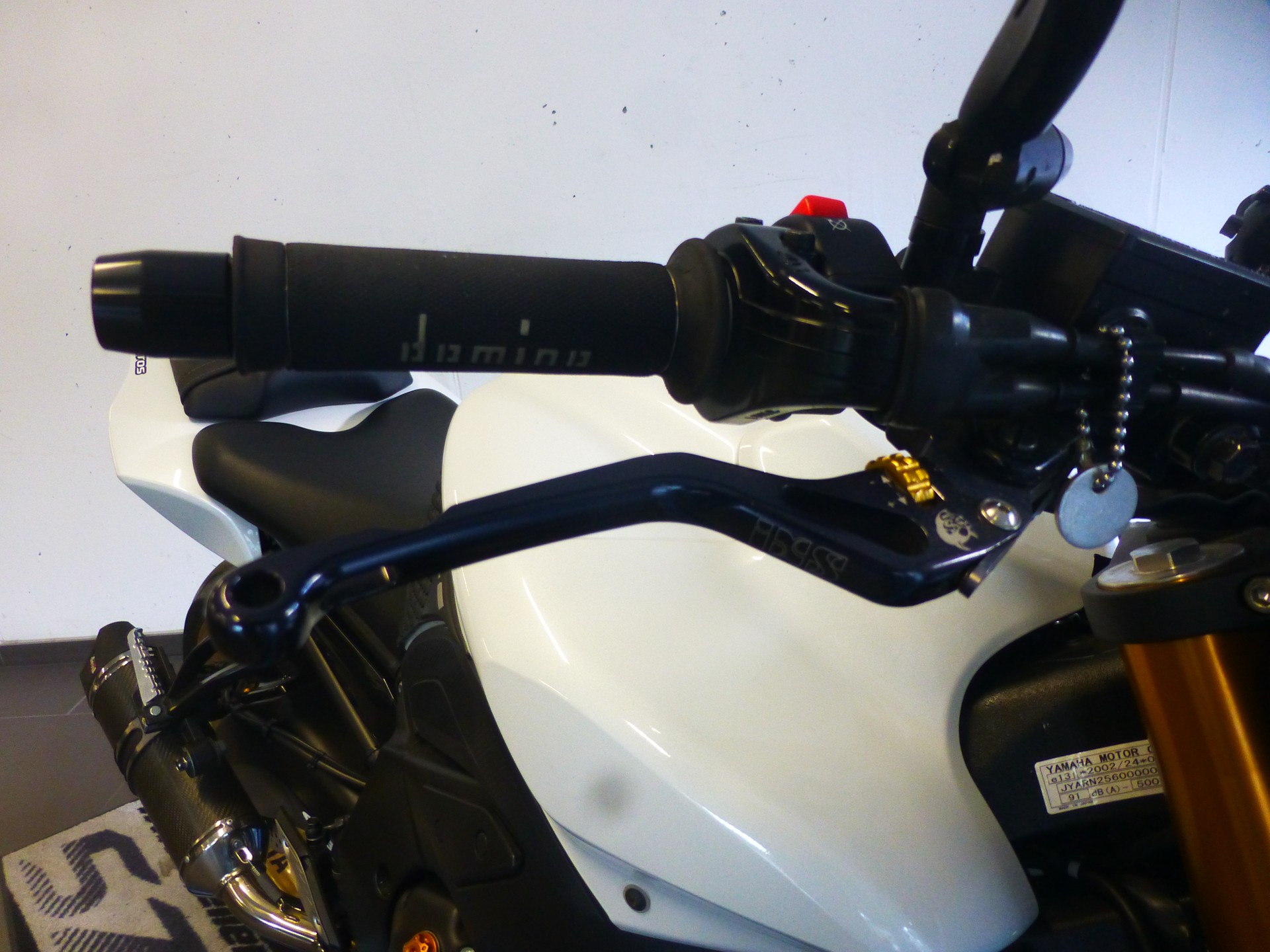 YAMAHA FZ8 N ABS-image-13