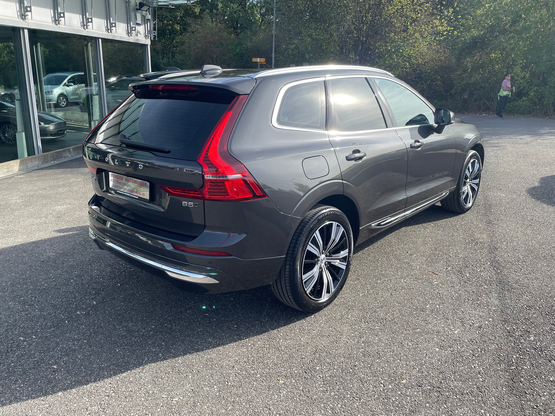 VOLVO XC60 B5 Benzin Mild Hybrid AWD Ultimate Bright Geartronic-image-4