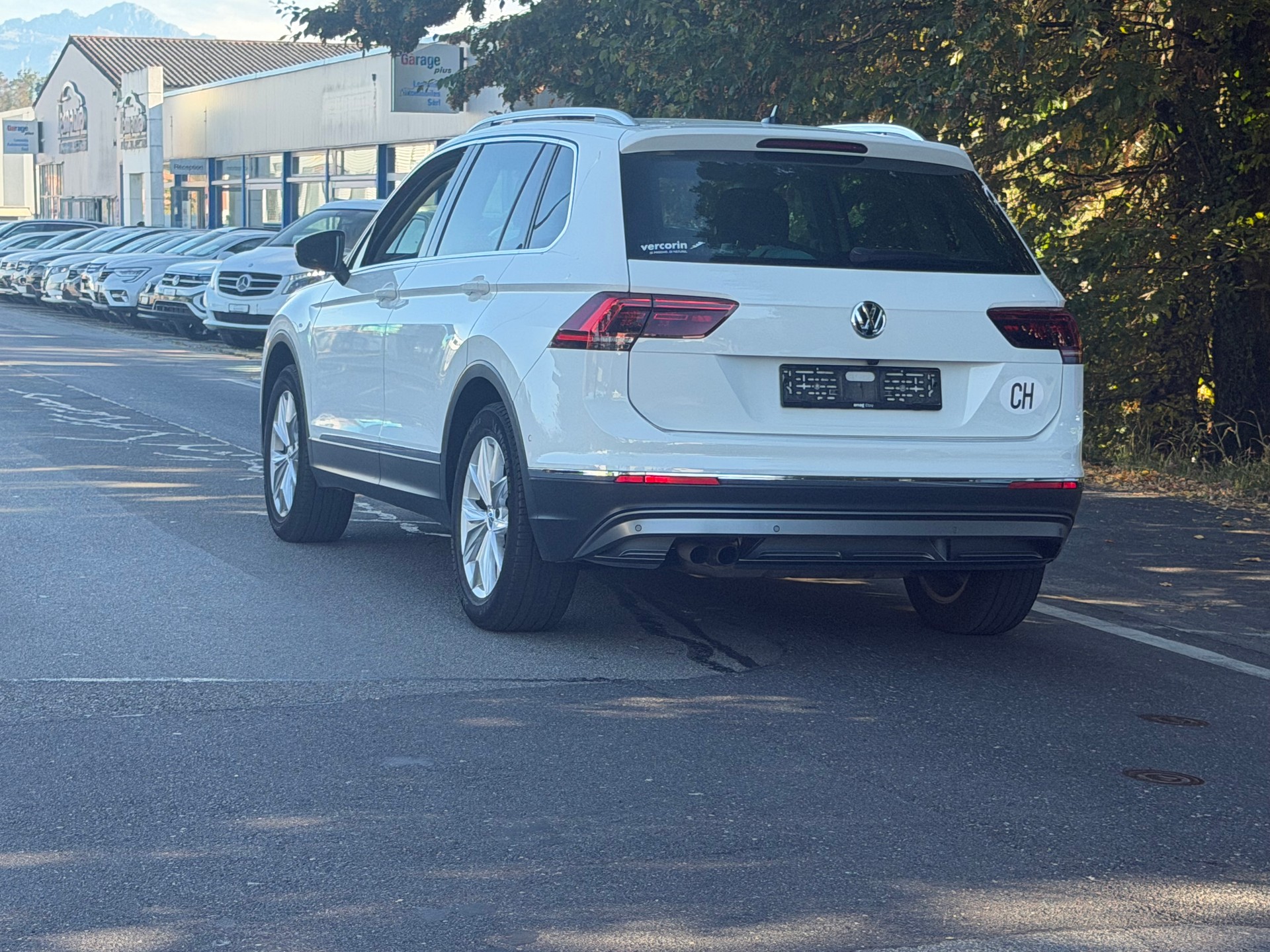 VW Tiguan 2.0TSI Highline 4Motion DSG-showroom-element-3