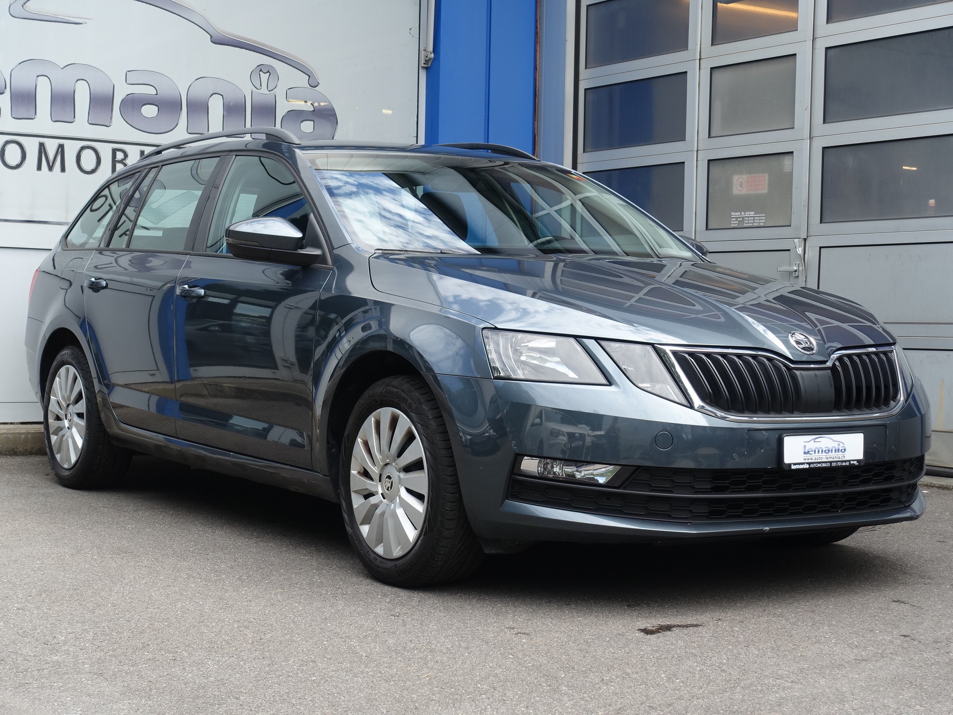 SKODA Octavia Combi 1.5 TSI Ambition DSG