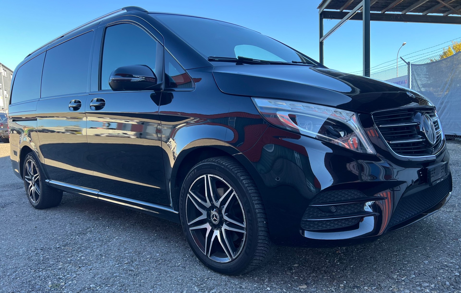 MERCEDES-BENZ V 250 d Swiss Edition lang 4Matic 7G-Tronic 7 PLATZ