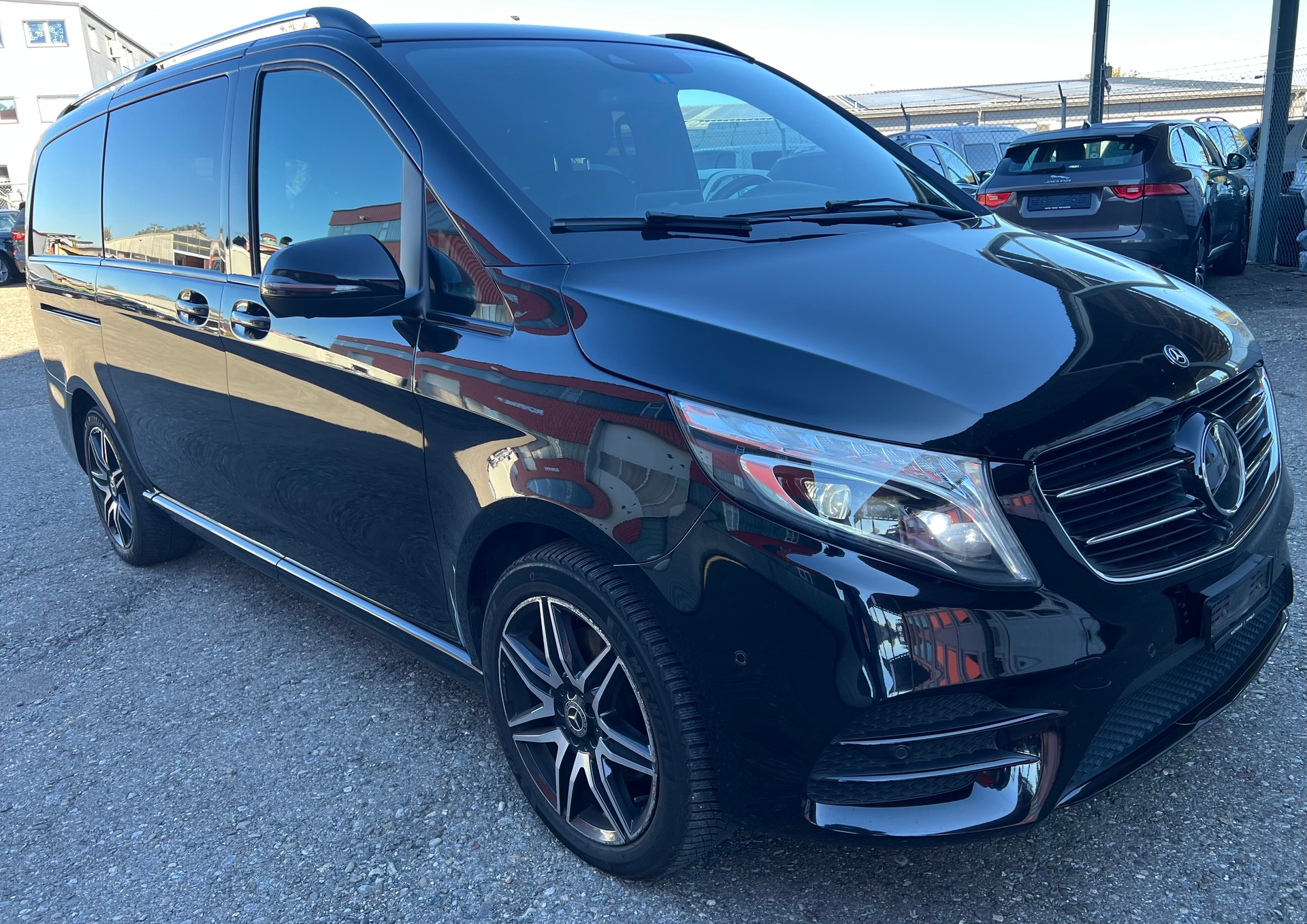 MERCEDES-BENZ V 250 d Swiss Edition lang 4Matic 7G-Tronic 7 PLATZ-image-7