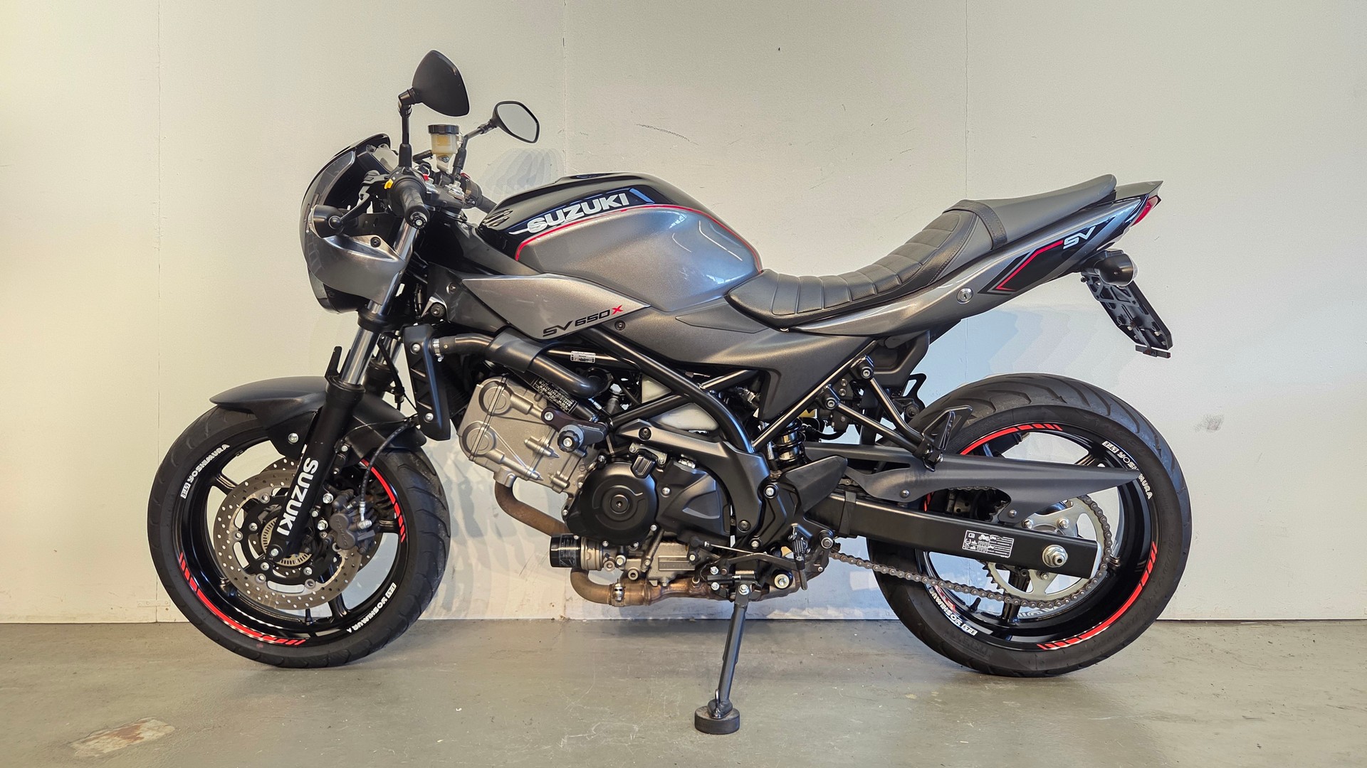 SUZUKI SV 650 XA ABS L8 (35kW)-image-1