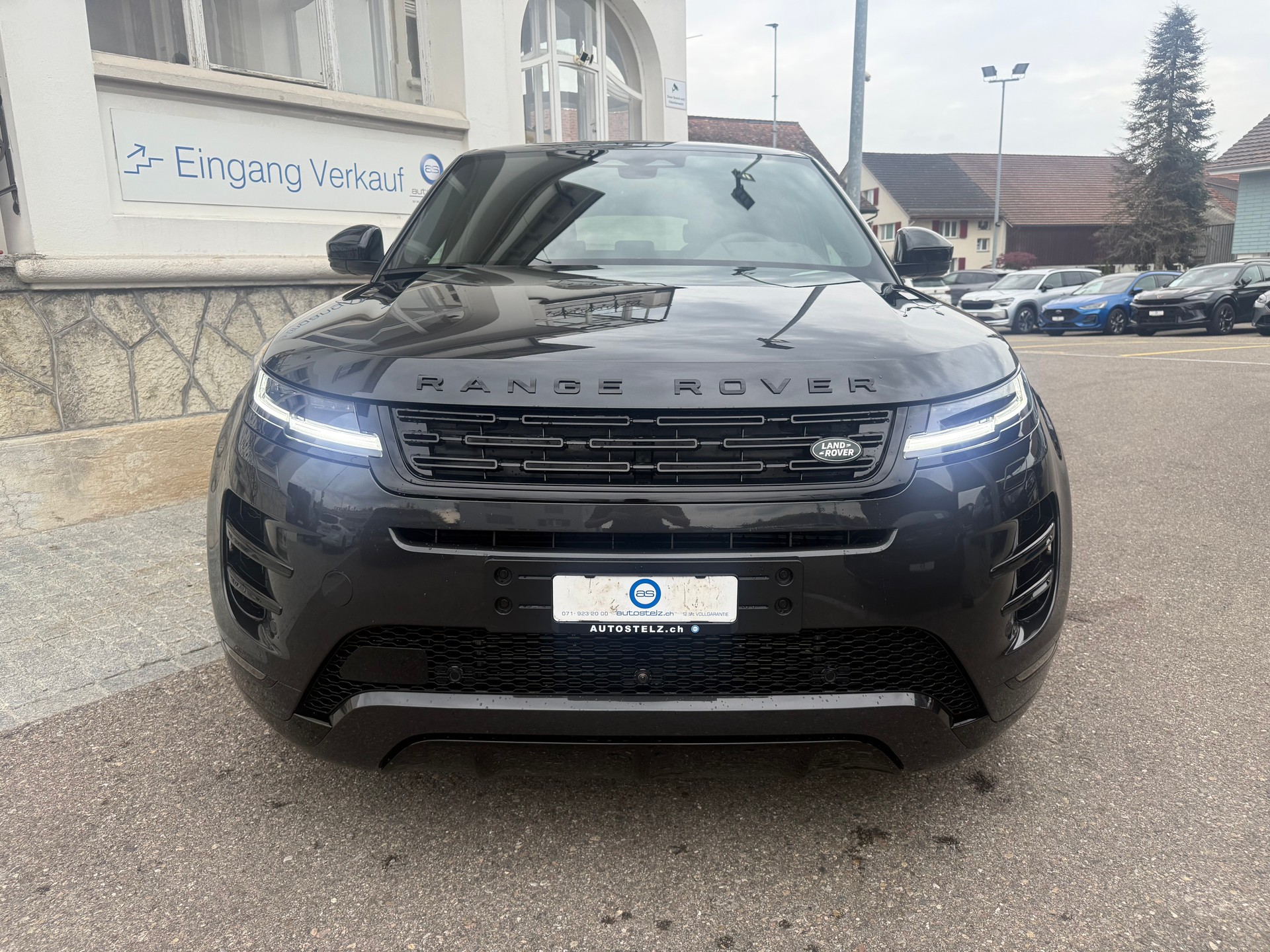 LAND ROVER Range Rover Evoque 1.5 T 270e Autobiography-showroom-element-2