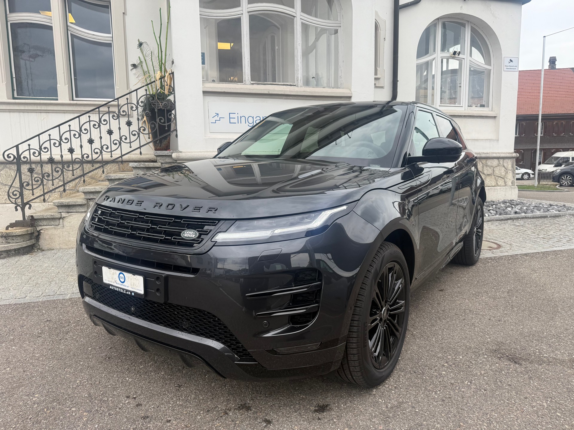 LAND ROVER Range Rover Evoque 1.5 T 270e Autobiography-showroom-element-1