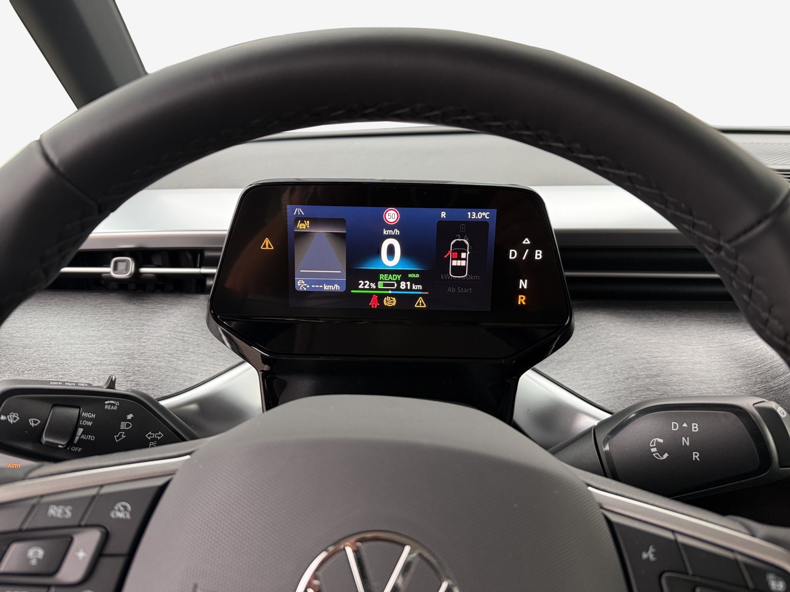 VW ID.Buzz NWB Pro 4 Motion-image-10