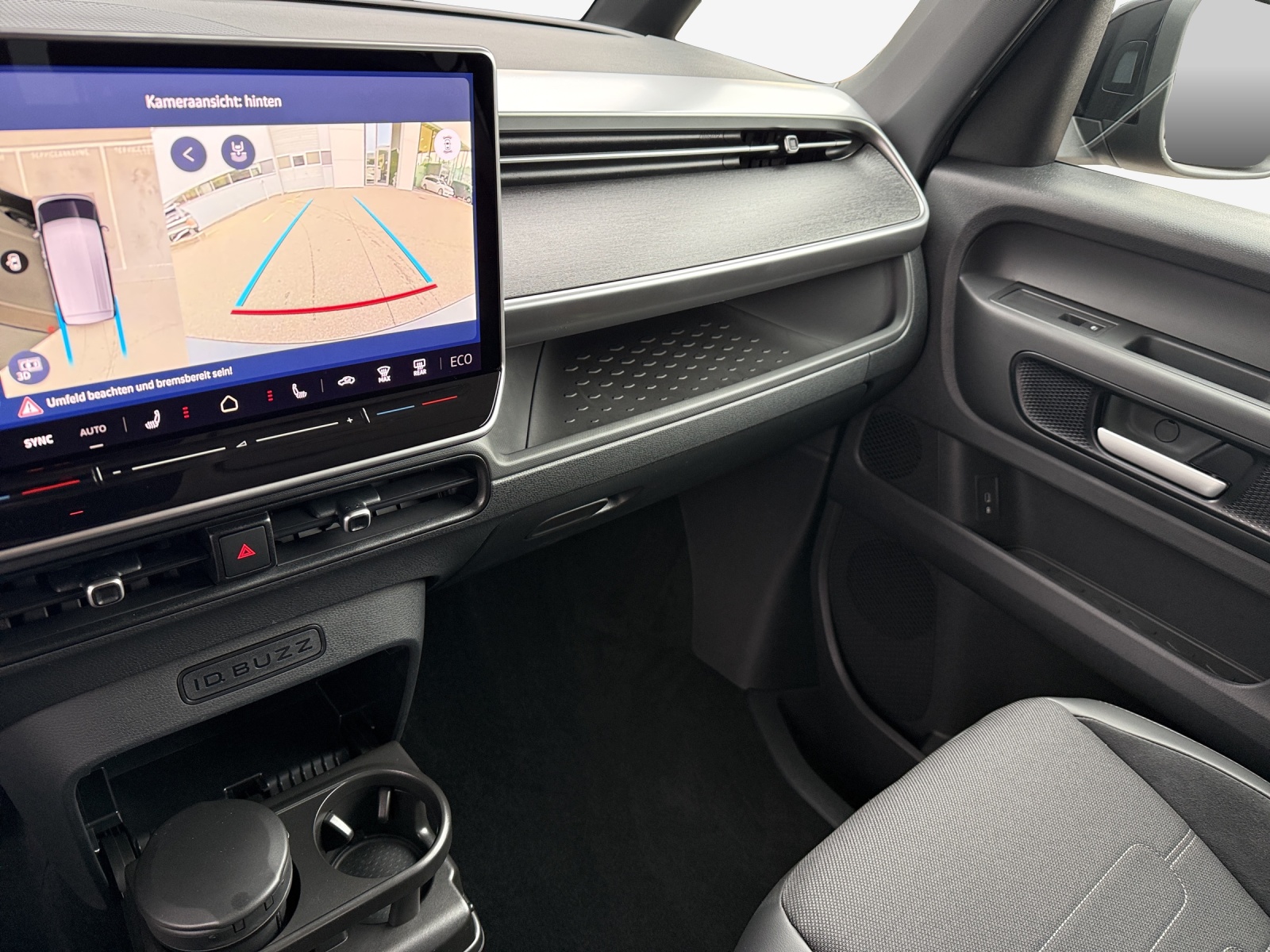 VW ID.Buzz NWB Pro 4 Motion-image-8