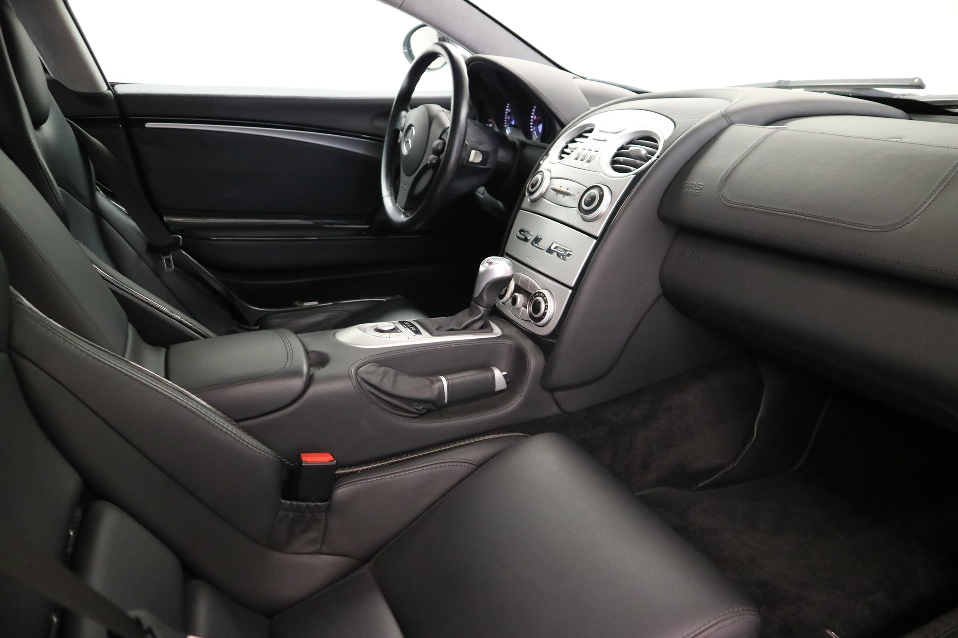 MERCEDES-BENZ SLR-image-5