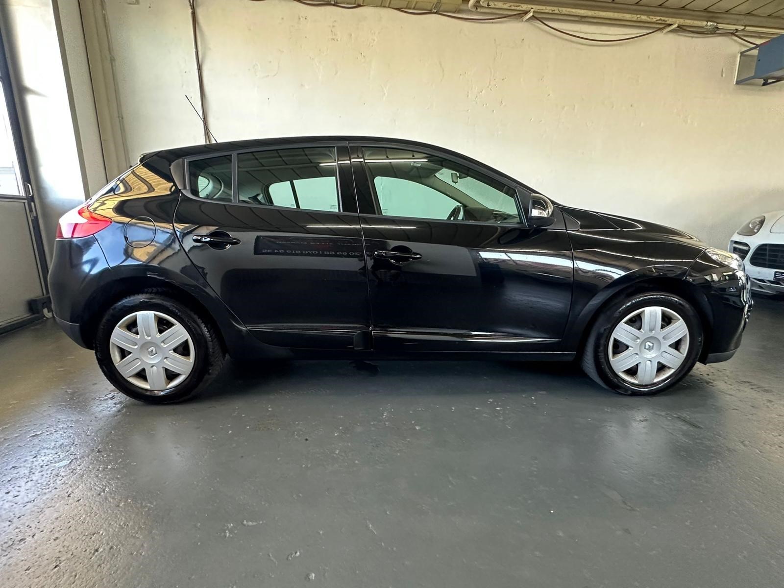 RENAULT Mégane 1.2 16V Turbo Dynamique-image-5