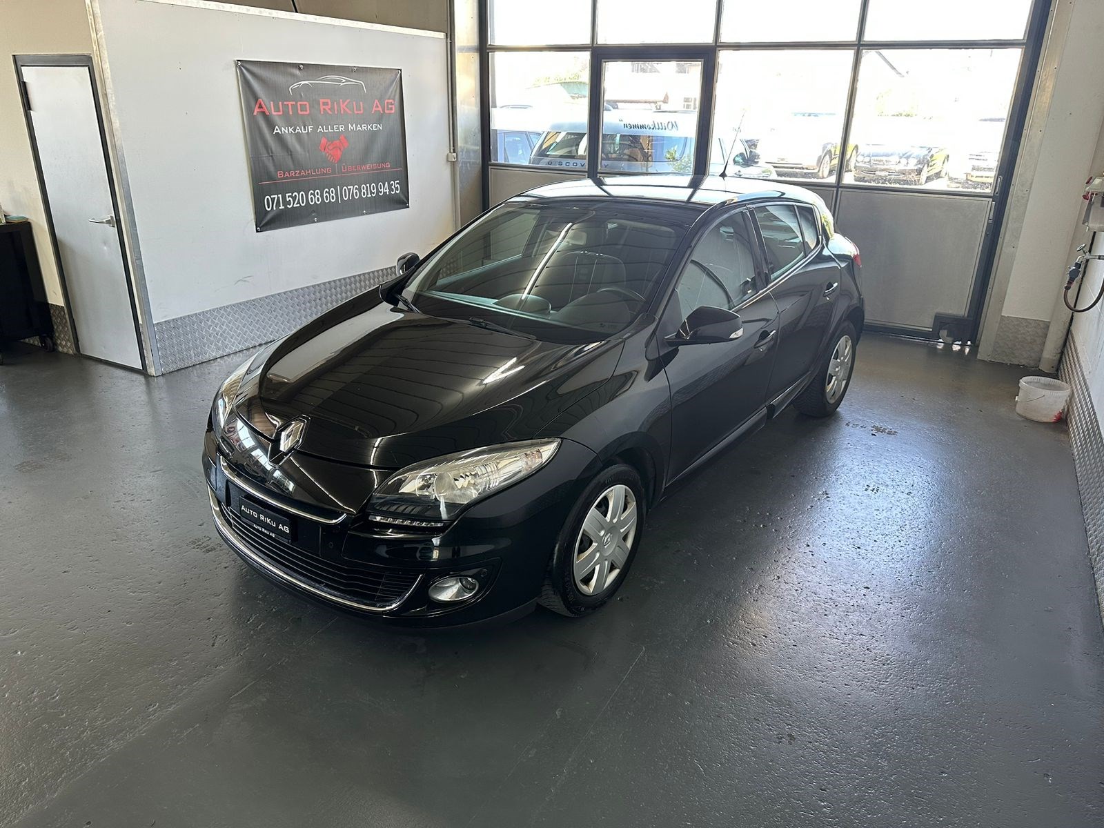 RENAULT Mégane 1.2 16V Turbo Dynamique-showroom-element-3