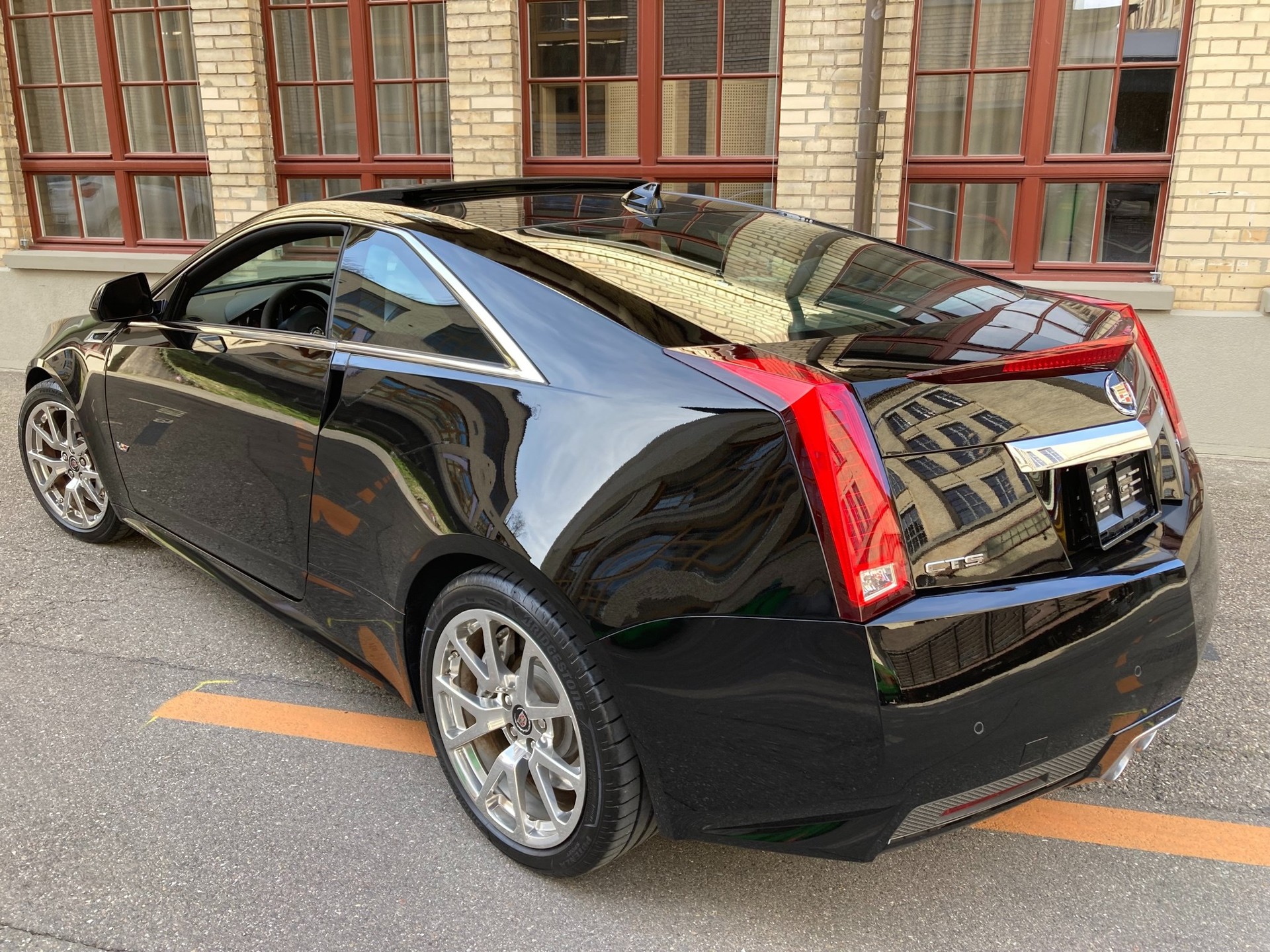 CADILLAC CTS-V Coupé 6.2 V8 SC Automatic-image-10
