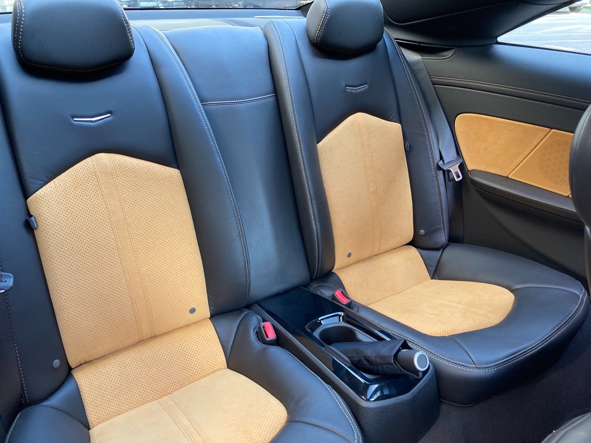 CADILLAC CTS-V Coupé 6.2 V8 SC Automatic-image-7