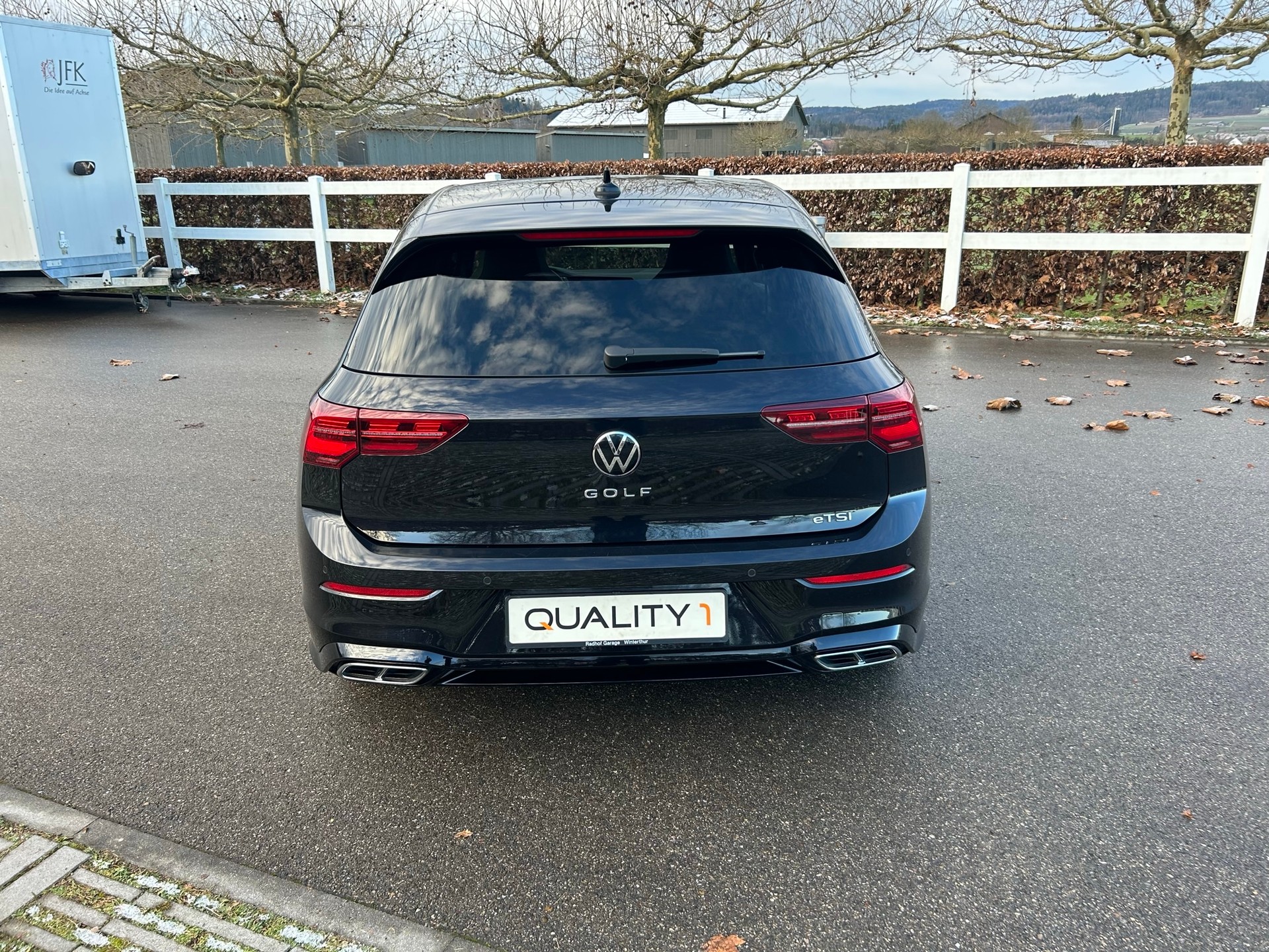 VW Golf 1.5 eTSI mHEV ACT R-Line DSG-image-3