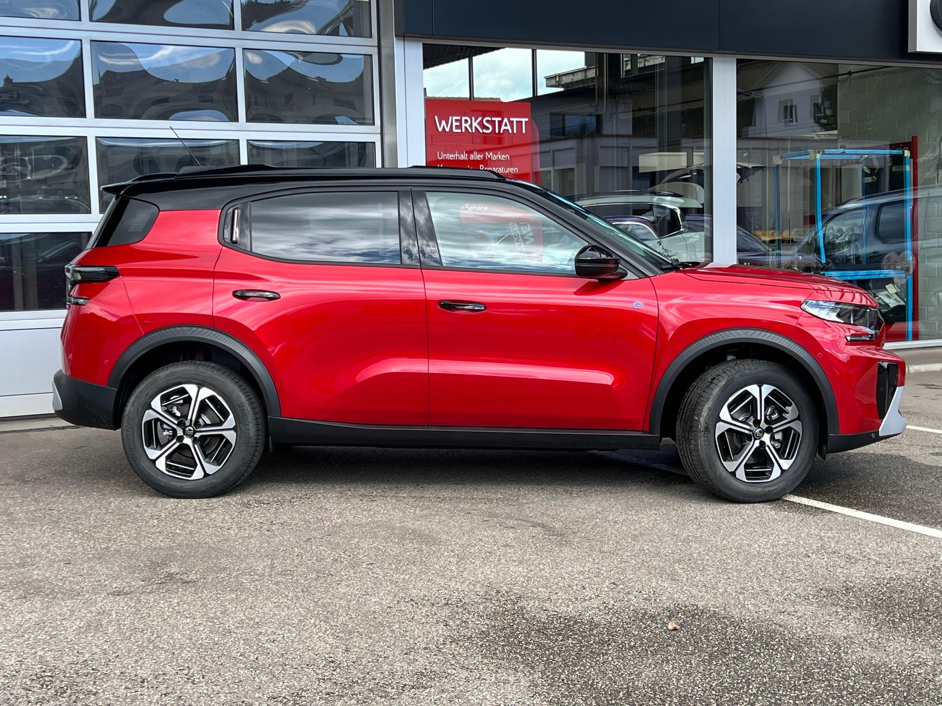 CITROEN e-C3 Aircross Max-showroom-element-2