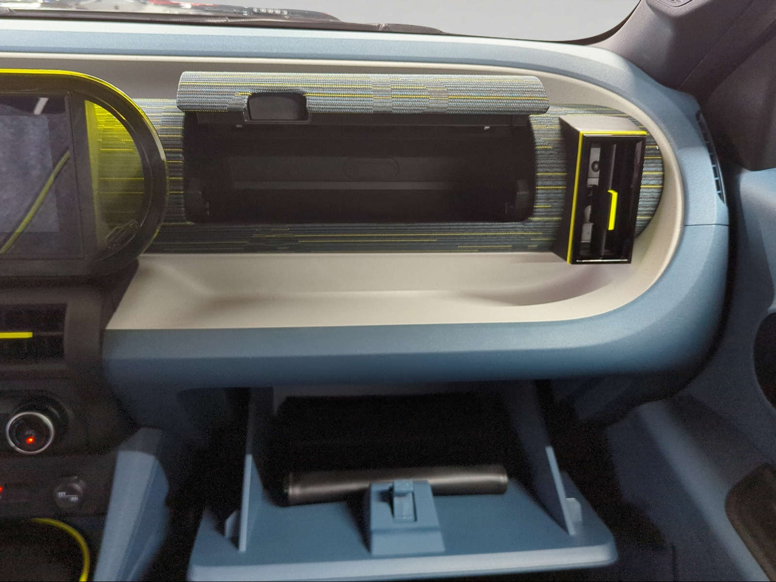 FIAT Grande Panda Elektro Red-image-13