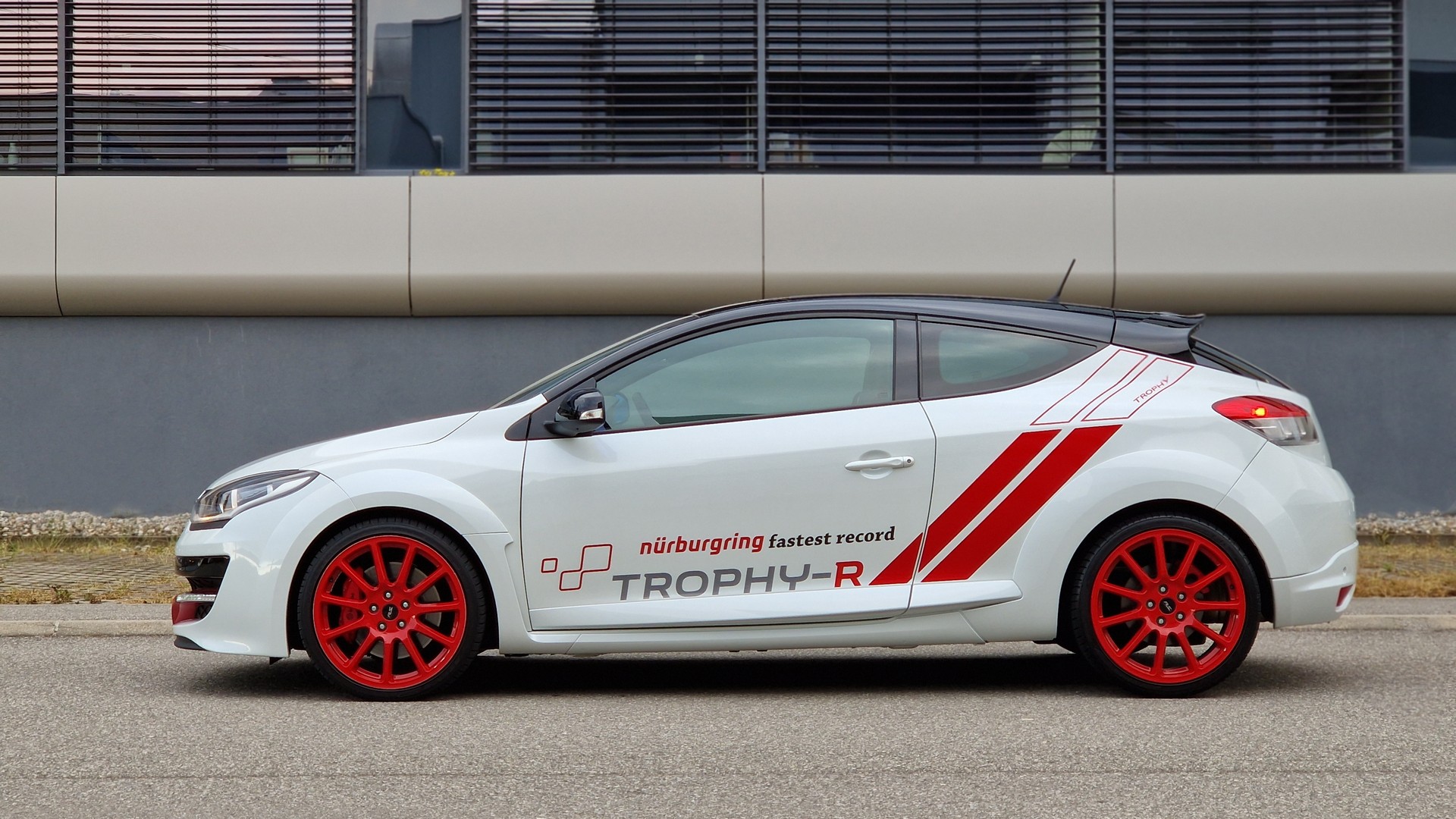 RENAULT Mégane Coupé 2.0 16V Turbo RS Trophy-R-image-25