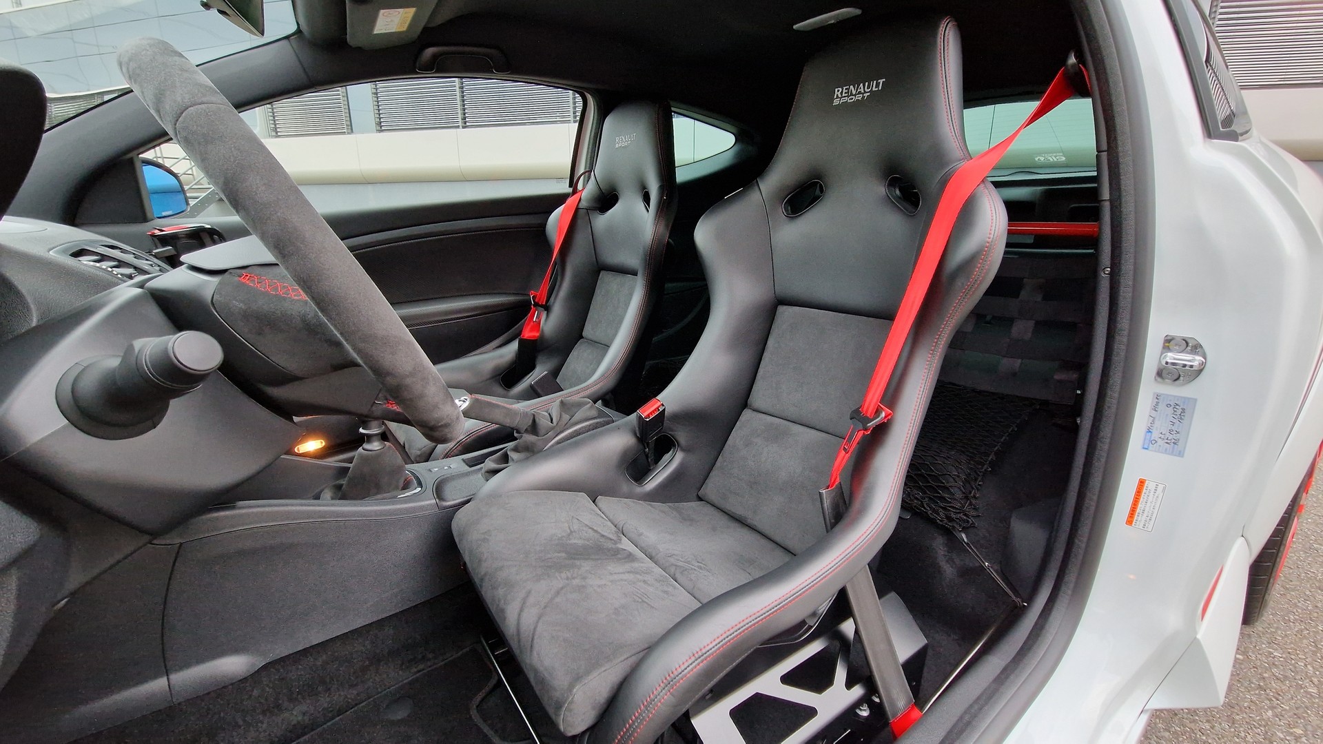 RENAULT Mégane Coupé 2.0 16V Turbo RS Trophy-R-image-28