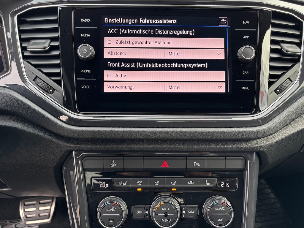 VW T-Roc 2.0 TSI Sport DSG 4Motion-image-11