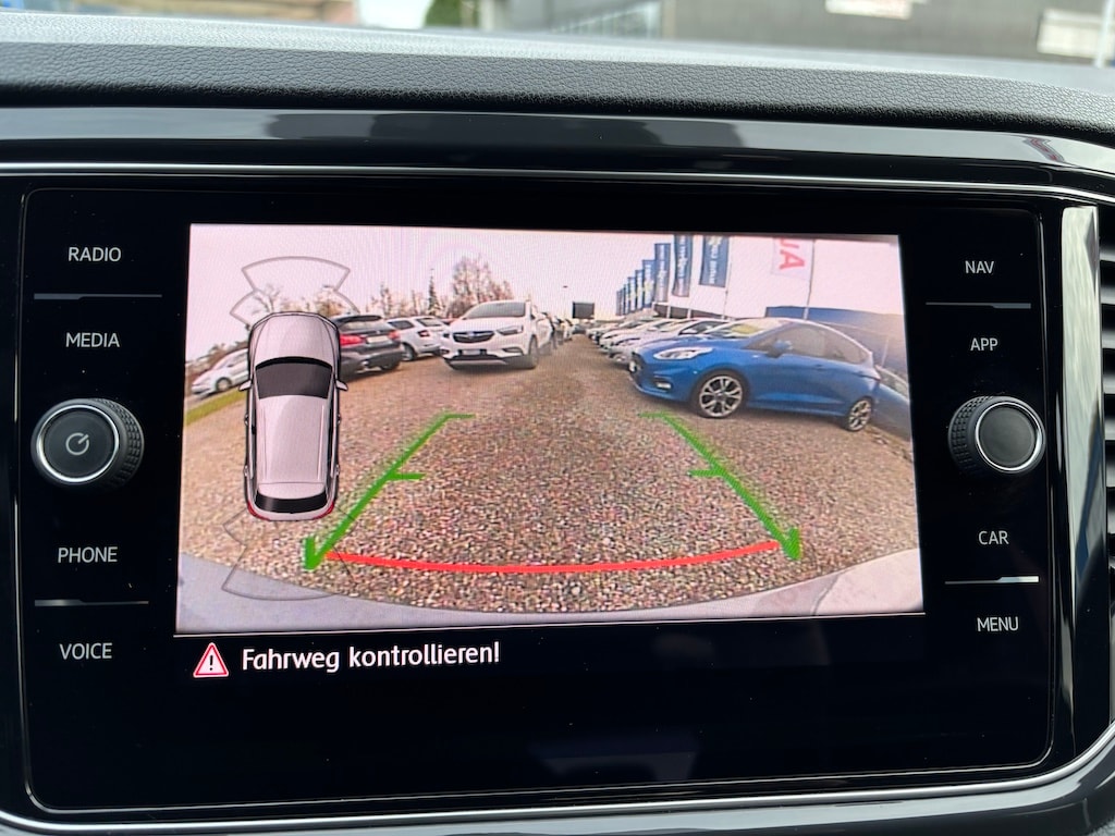 VW T-Roc 2.0 TSI Sport DSG 4Motion-image-10
