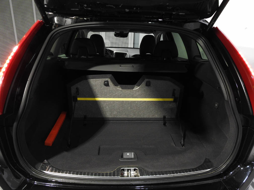 VOLVO XC60 2.0 T5 Summum AWD S/S-image-10