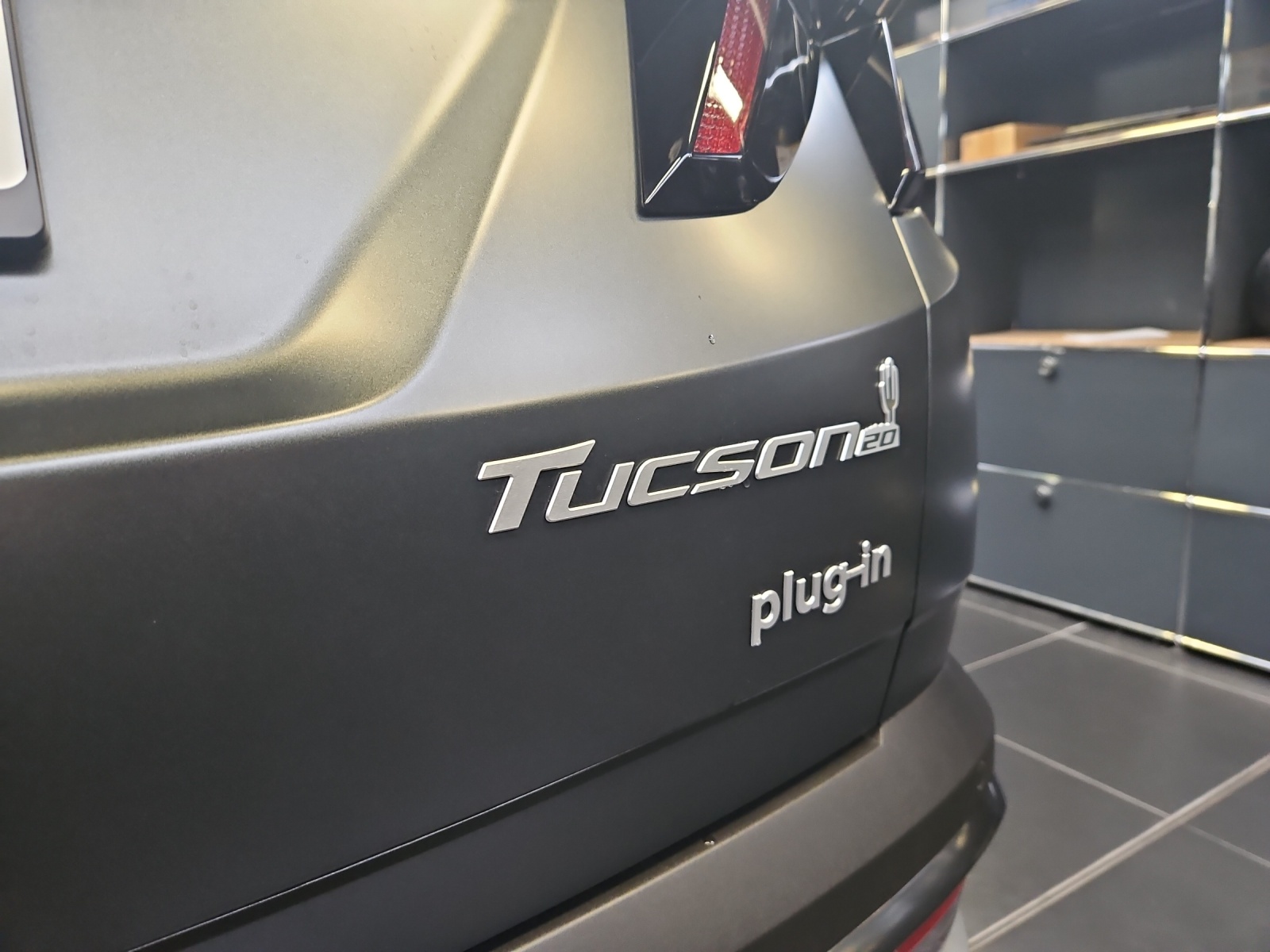 HYUNDAI Tucson 1.6 TGDI PHEV 20th Anniversary 4WD-image-17