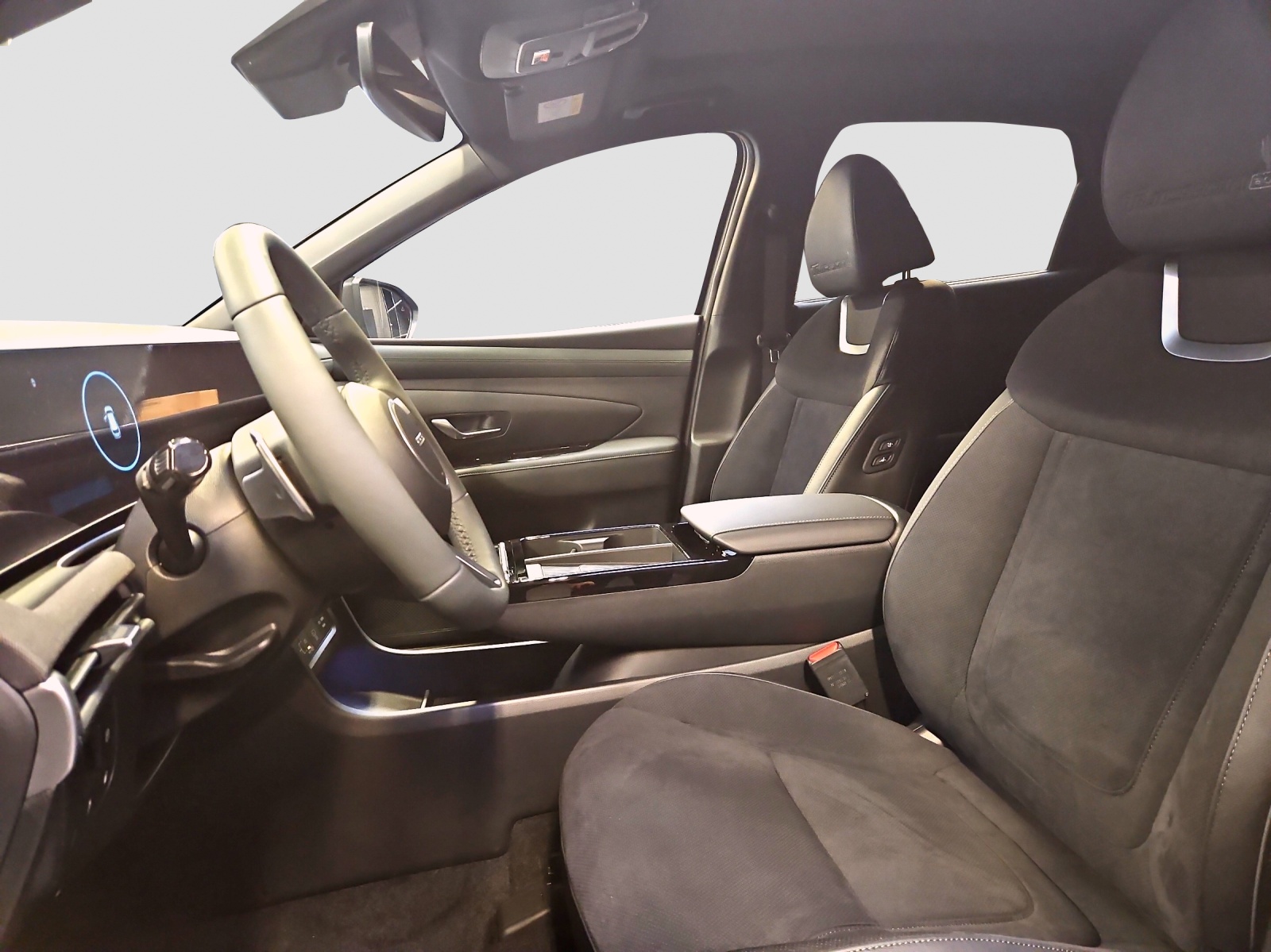 HYUNDAI Tucson 1.6 TGDI PHEV 20th Anniversary 4WD-image-8