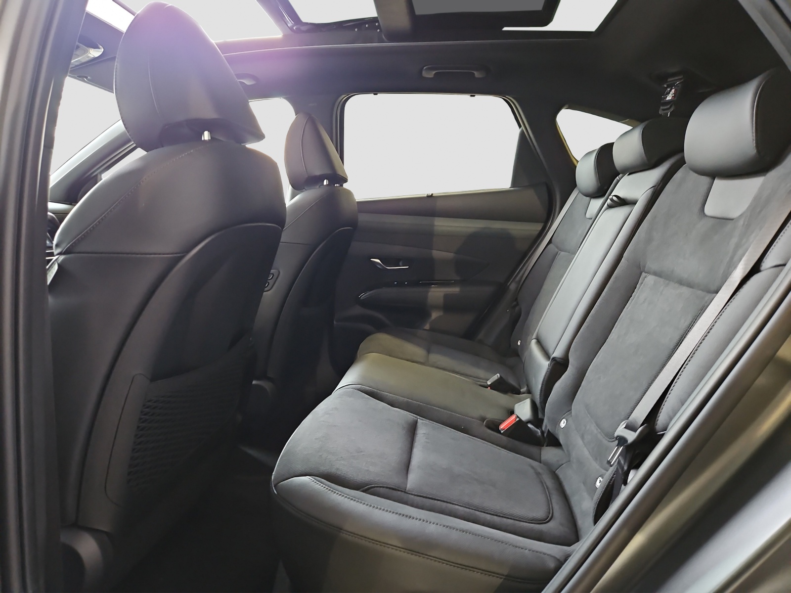 HYUNDAI Tucson 1.6 TGDI PHEV 20th Anniversary 4WD-image-10