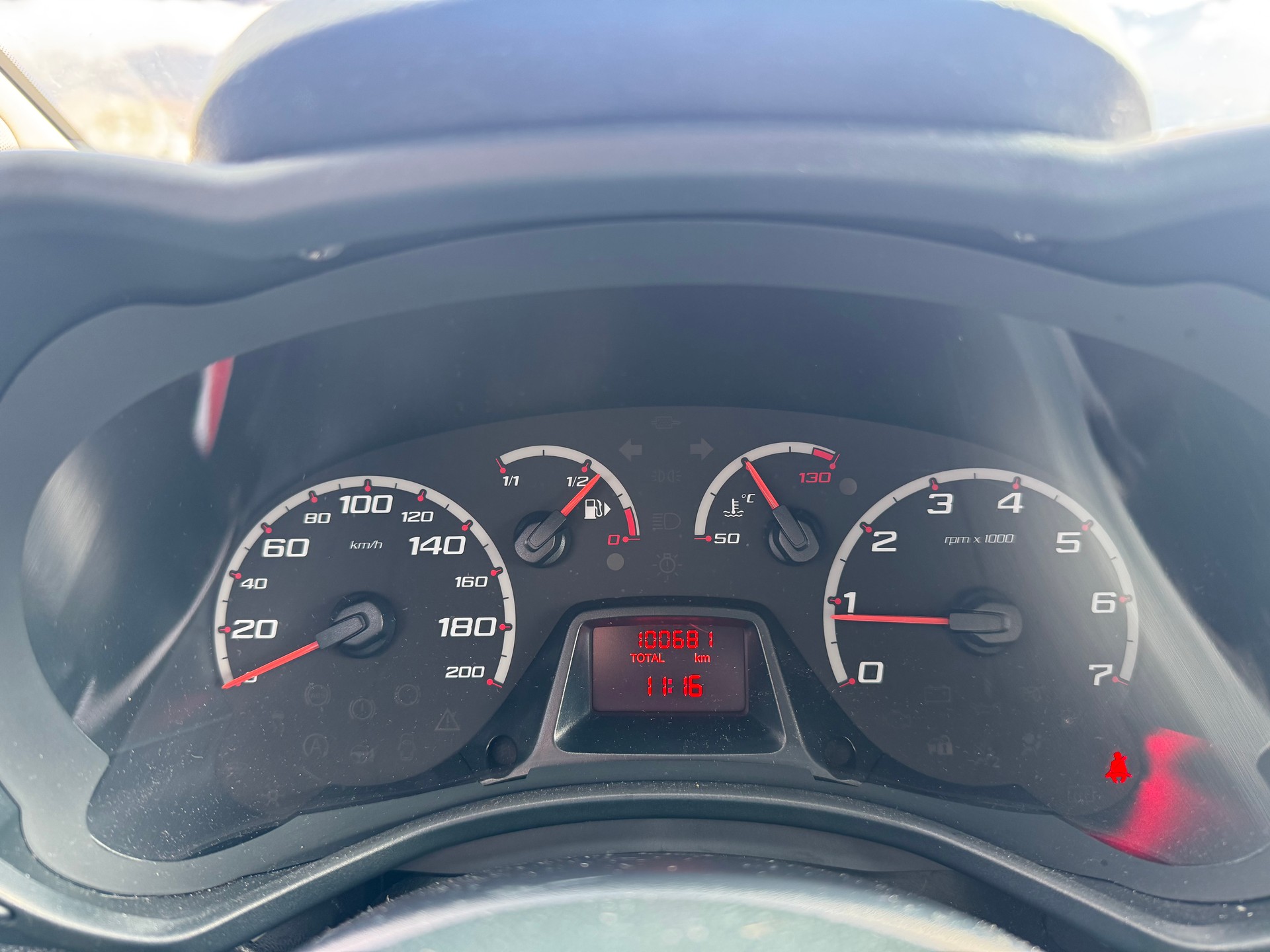 FORD KA 1.25 Trend-image-9
