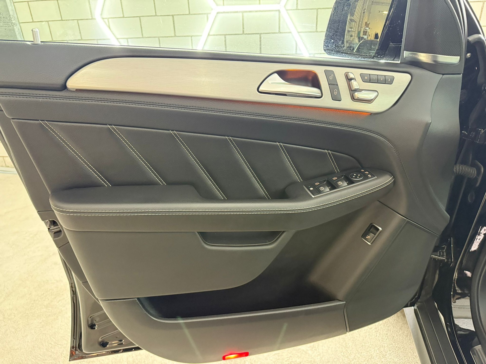 MERCEDES-BENZ GLE Coupé 63 AMG 4Matic Speedshift-image-5
