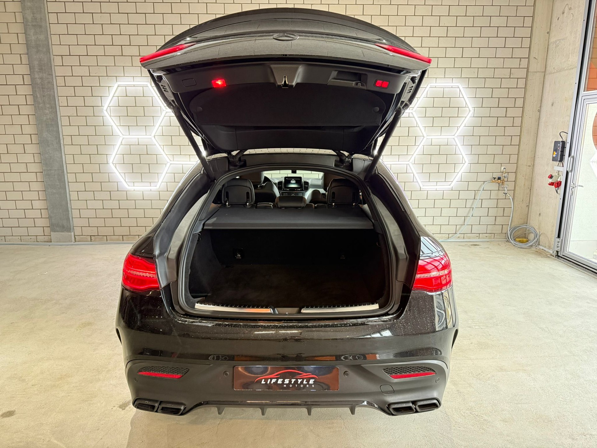 MERCEDES-BENZ GLE Coupé 63 AMG 4Matic Speedshift-image-13