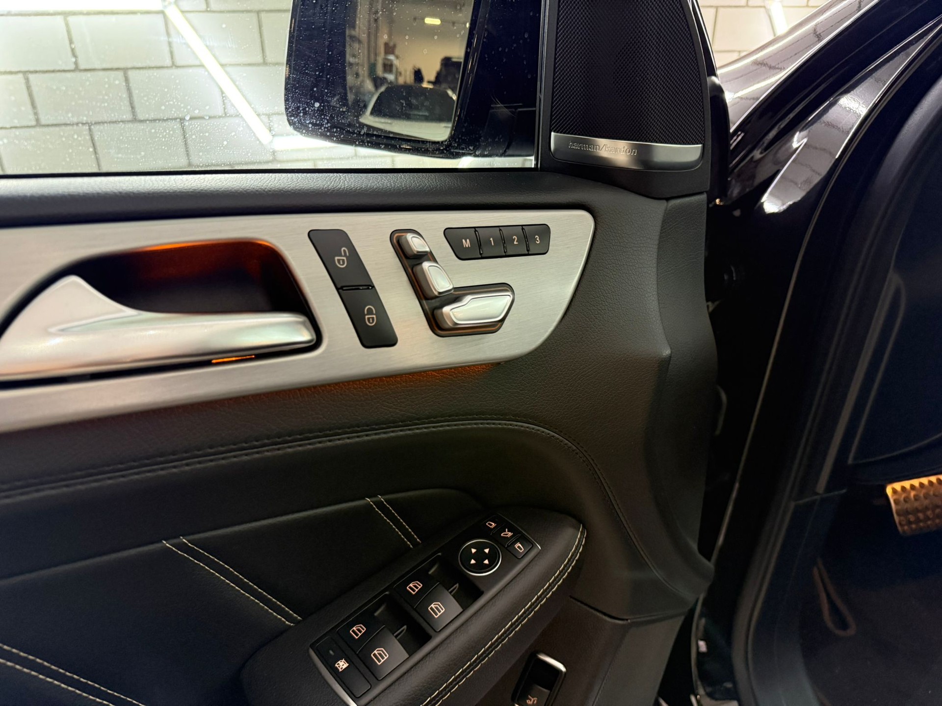 MERCEDES-BENZ GLE Coupé 63 AMG 4Matic Speedshift-image-6
